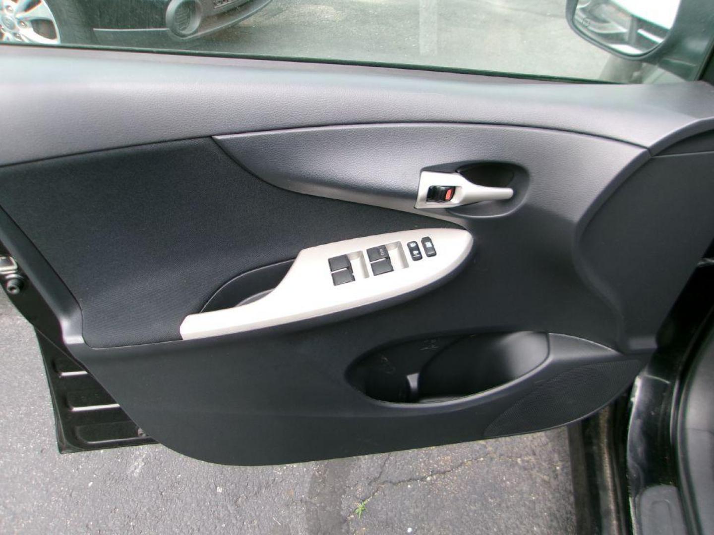2011 BLACK TOYOTA COROLLA S (2T1BU4EE2BC) with an 1.8L engine, Automatic transmission, located at 501 E. Columbia St., Springfield, OH, 45503, (800) 262-7122, 39.925262, -83.801796 - *** 1 Owner *** S *** FWD *** Serviced and Detailed *** NICE *** 1.8L *** Jay North Auto has offered hand picked vehicles since 1965! Our customer's enjoy a NO pressure buying experience with a small town feel. All of our vehicles get fully inspected and detailed. We are a preferred dealer for - Photo#7