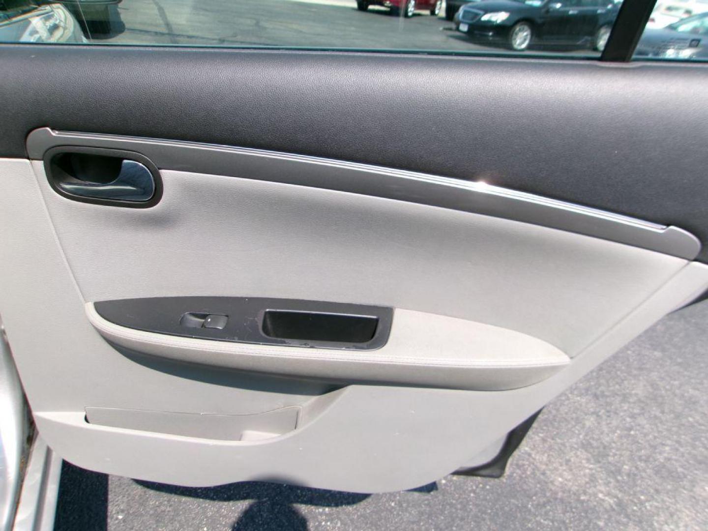 2007 SILVER SATURN AURA XE (1G8ZS57N97F) with an 3.5L engine, Automatic transmission, located at 501 E. Columbia St., Springfield, OH, 45503, (800) 262-7122, 39.925262, -83.801796 - ***Local Trade***Clean Carfax***New Tires***New Front and Rear Break Pads and Rotors***Leather Seating***Sunroof***Serviced and Detailed*** Jay North Auto has offered hand picked vehicles since 1965! Our customer's enjoy a NO pressure buying experience with a small town feel. All of our vehicles - Photo#14