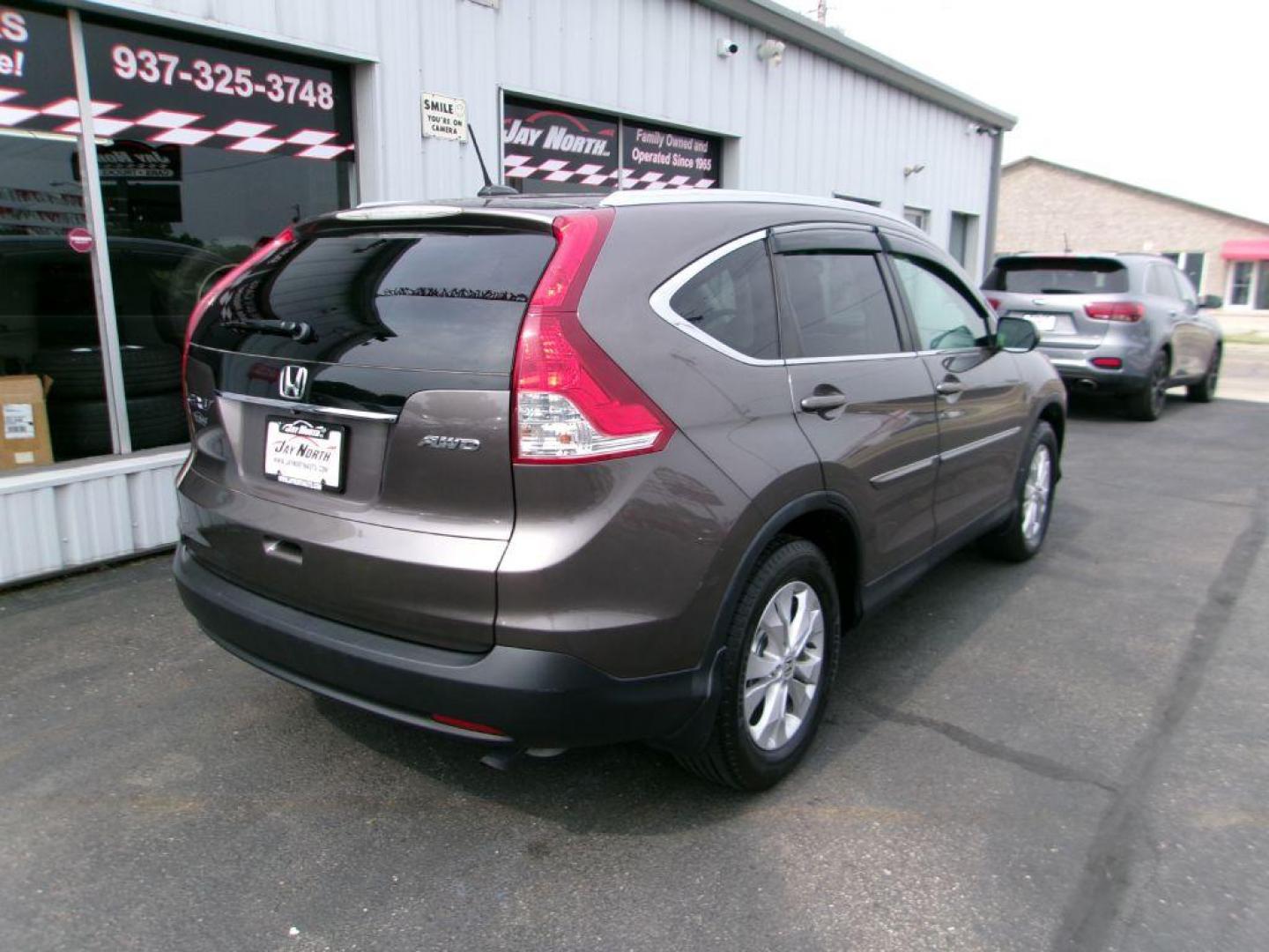 2014 BROWN HONDA CR-V EXL (2HKRM4H78EH) with an 2.4L engine, Automatic transmission, located at 501 E. Columbia St., Springfield, OH, 45503, (800) 262-7122, 39.925262, -83.801796 - Photo#3