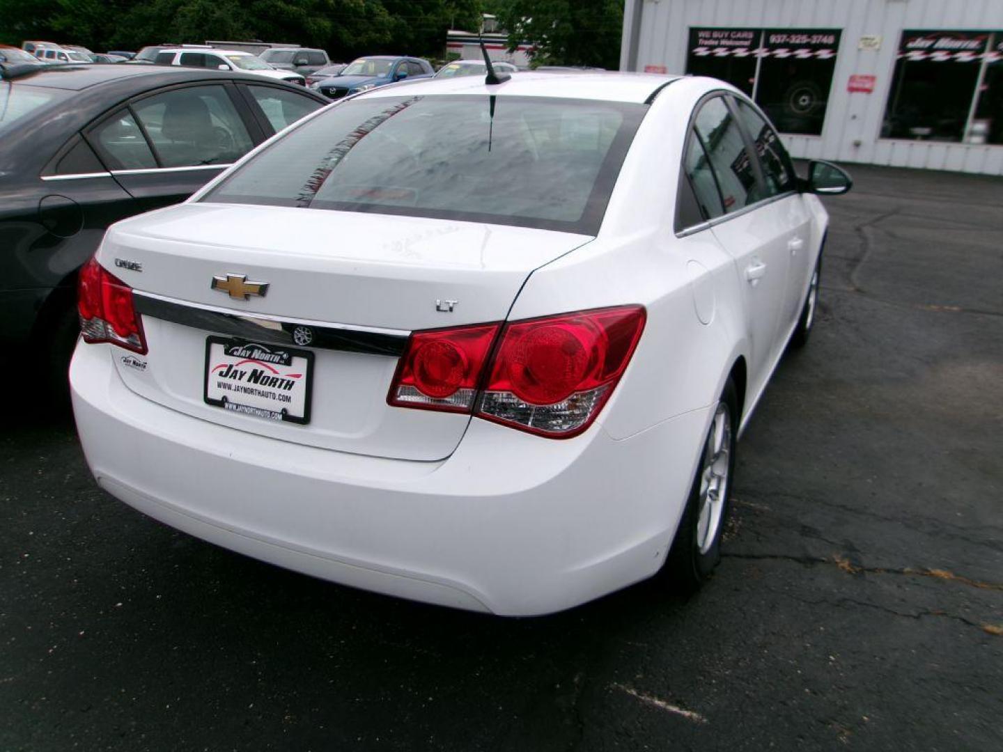 2014 WHITE CHEVROLET CRUZE LT (1G1PC5SB9E7) with an 1.4L engine, Automatic transmission, located at 501 E. Columbia St., Springfield, OH, 45503, (800) 262-7122, 39.925262, -83.801796 - *** New Tires *** New Pads and Rotors *** Serviced and Detailed *** LT *** Back Up Camera *** Remote Start *** Jay North Auto has offered hand picked vehicles since 1965! Our customer's enjoy a NO pressure buying experience with a small town feel. All of our vehicles get fully inspected and det - Photo#6