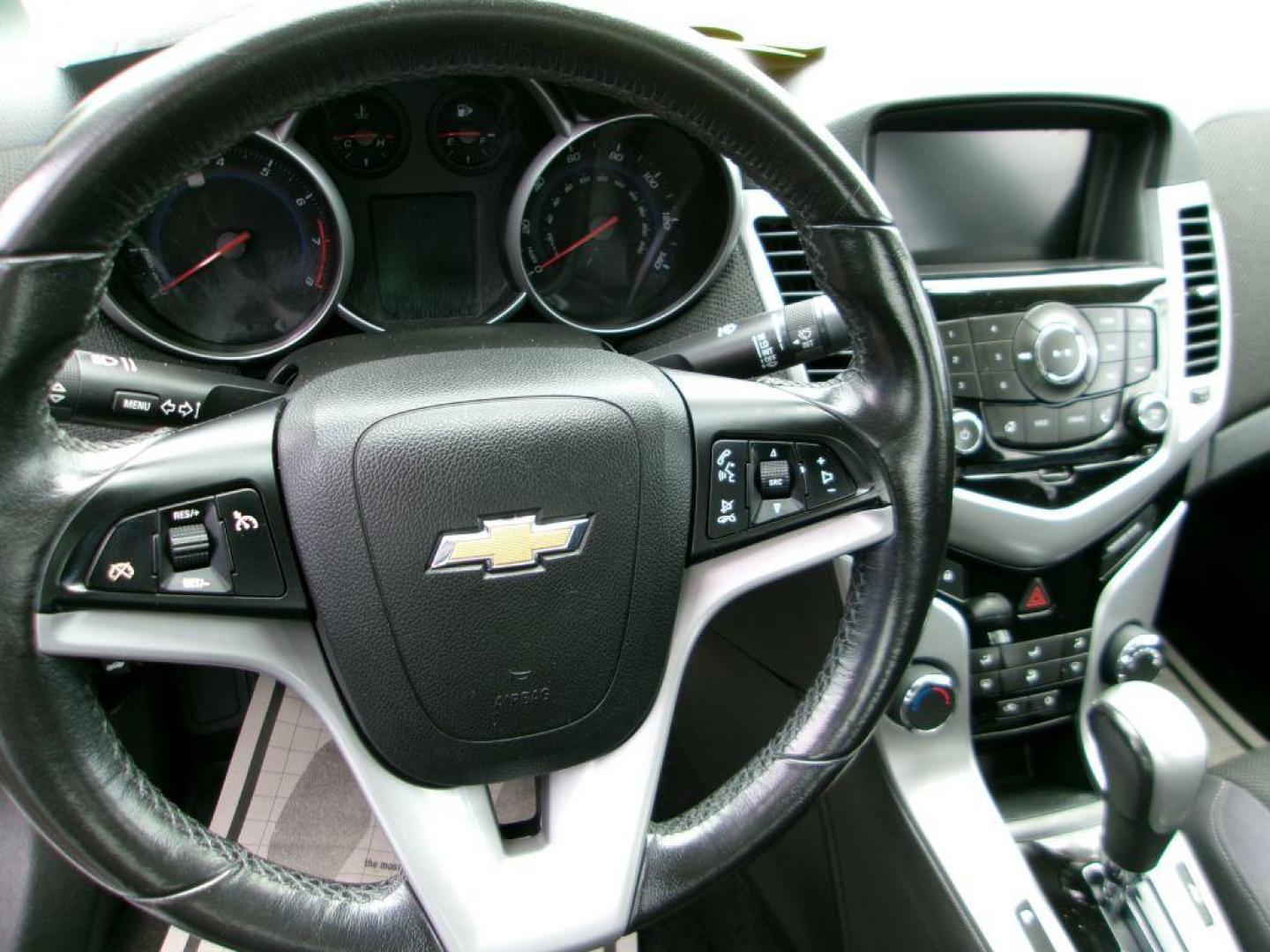 2014 WHITE CHEVROLET CRUZE LT (1G1PC5SB9E7) with an 1.4L engine, Automatic transmission, located at 501 E. Columbia St., Springfield, OH, 45503, (800) 262-7122, 39.925262, -83.801796 - *** New Tires *** New Pads and Rotors *** Serviced and Detailed *** LT *** Back Up Camera *** Remote Start *** Jay North Auto has offered hand picked vehicles since 1965! Our customer's enjoy a NO pressure buying experience with a small town feel. All of our vehicles get fully inspected and det - Photo#12