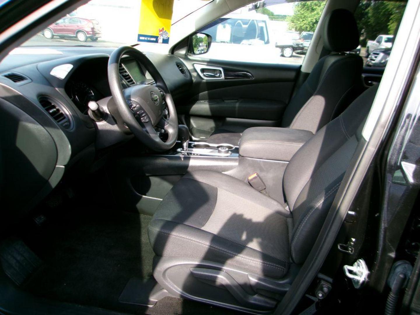2017 BLACK NISSAN PATHFINDER S (5N1DR2MM1HC) with an 3.5L engine, Continuously Variable transmission, located at 501 E. Columbia St., Springfield, OH, 45503, (800) 262-7122, 39.925262, -83.801796 - *** New Tires *** V6 4x4 *** Third row seating *** New Brakes *** Serviced and Detailed *** Jay North Auto has offered hand picked vehicles since 1965! Our customer's enjoy a NO pressure buying experience with a small town feel. All of our vehicles get fully inspected and detailed. We are a pref - Photo#11