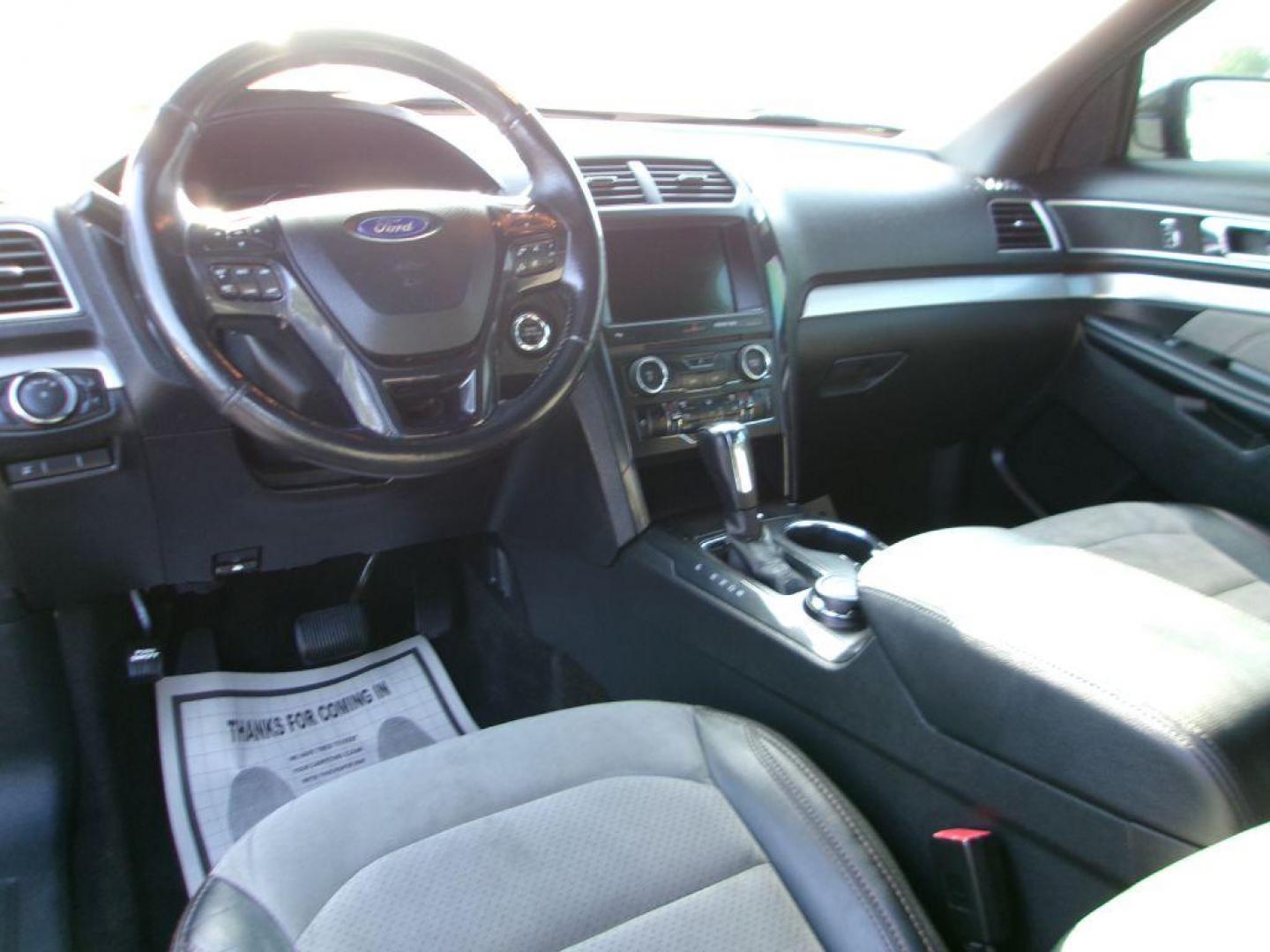 2017 BLACK FORD EXPLORER XLT (1FM5K8D82HG) with an 3.5L engine, Automatic transmission, located at 501 E. Columbia St., Springfield, OH, 45503, (800) 262-7122, 39.925262, -83.801796 - *** LOADED XLT SPORT *** 3.5L V6 *** 4wd *** Premium Audio w/9 Speakers *** Leather *** Twin Panel Moonroof *** Sport App PKG *** 20'' Magnetic Wheels *** Blind Spot *** 26 Service Records on Clean CarFax *** Jay North Auto has offered hand picked vehicles since 1965! Our customer's enjoy a NO p - Photo#10
