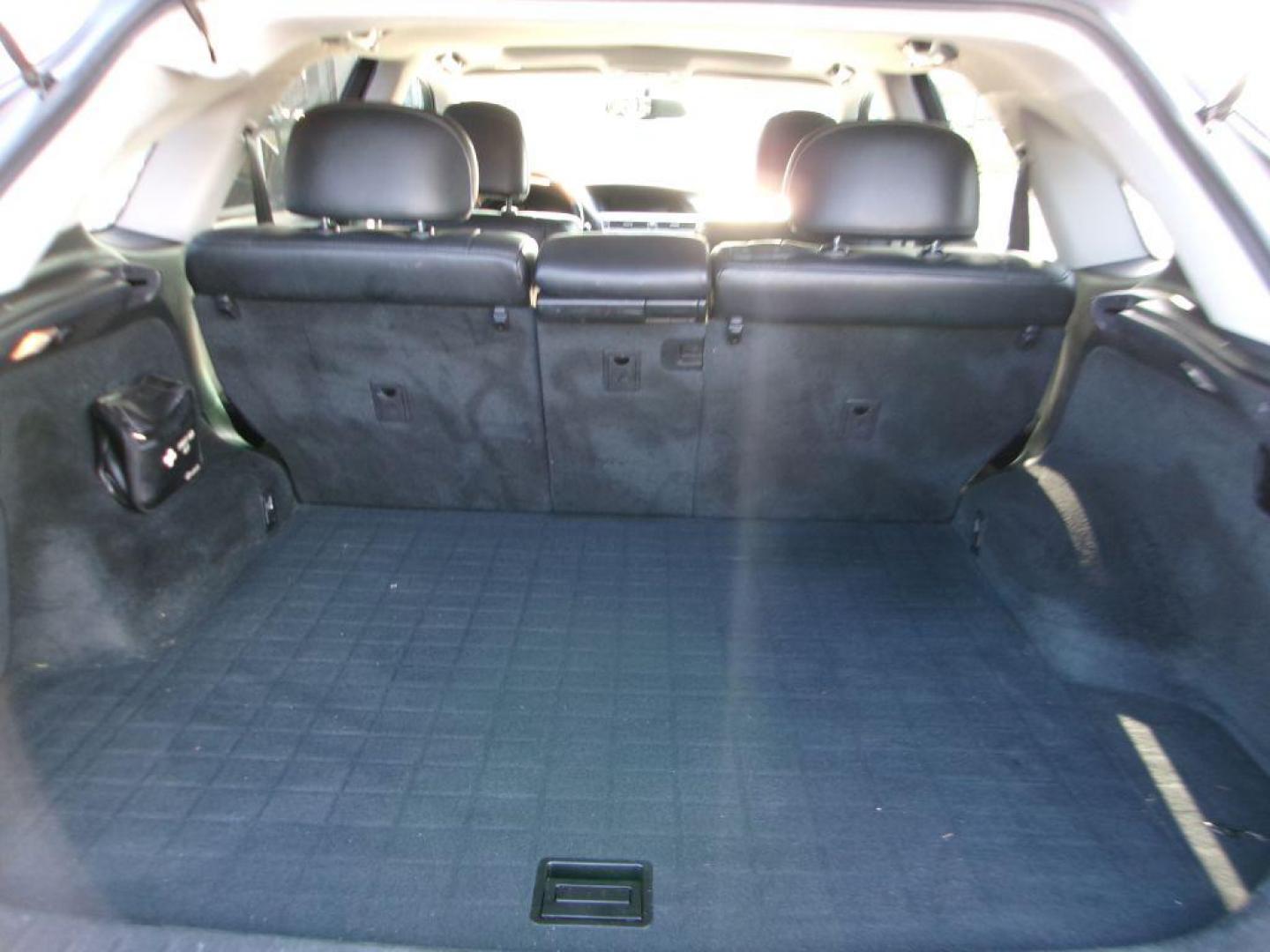 2011 BLACK LEXUS RX 350 (2T2BK1BA7BC) with an 3.5L engine, Automatic transmission, located at 501 E. Columbia St., Springfield, OH, 45503, (800) 262-7122, 39.925262, -83.801796 - *** 1 owner *** 3.5L V6 *** AWD *** Moonroof *** Premium Audio *** Heated and Cooled Seats *** Jay North Auto has offered hand picked vehicles since 1965! Our customer's enjoy a NO pressure buying experience with a small town feel. All of our vehicles get fully inspected and detailed. We are a - Photo#6