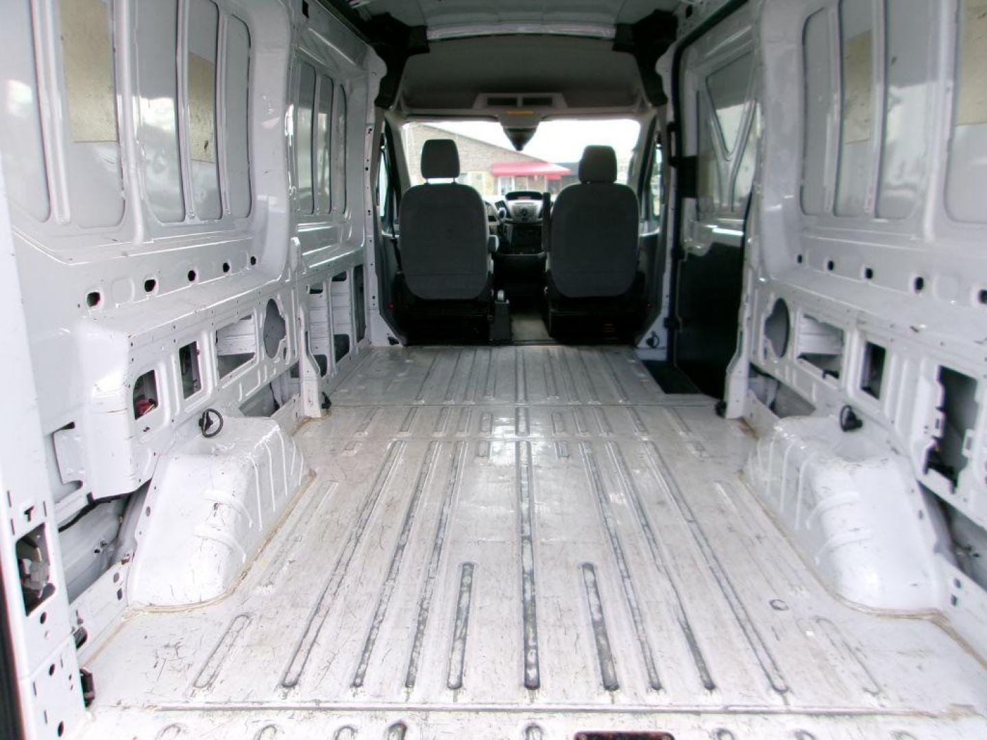 2016 WHITE FORD TRANSIT T-250 (1FTYR2CM4GK) with an 3.7L engine, Automatic transmission, located at 501 E. Columbia St., Springfield, OH, 45503, (800) 262-7122, 39.925262, -83.801796 - Photo#10