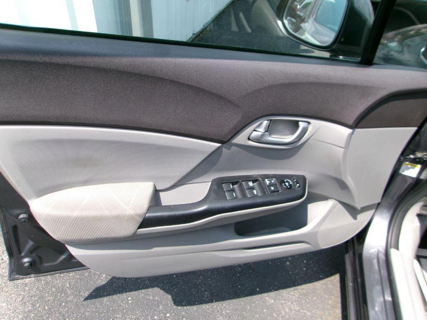 2012 GRAY HONDA CIVIC EX (19XFB2F82CE) with an 1.8L engine, Automatic transmission, located at 501 E. Columbia St., Springfield, OH, 45503, (800) 262-7122, 39.925262, -83.801796 - ***EX***Sunroof***Like New Tires***Serviced and Detailed*** Jay North Auto has offered hand picked vehicles since 1965! Our customer's enjoy a NO pressure buying experience with a small town feel. All of our vehicles get fully inspected and detailed. We are a preferred dealer for many local cr - Photo#7