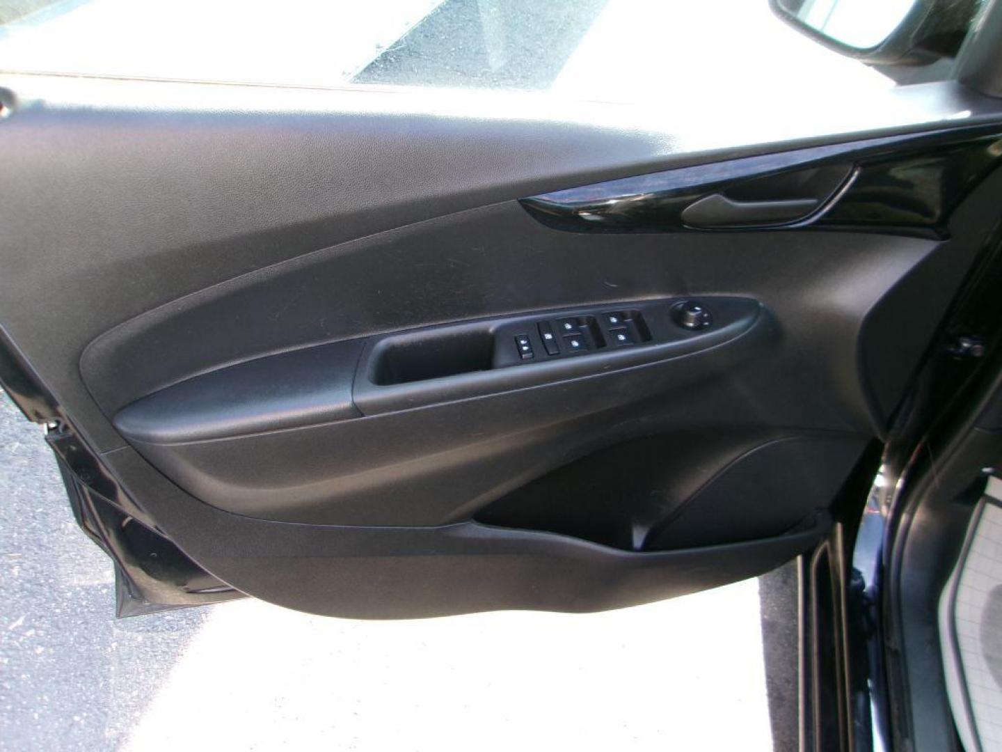 2017 BLACK CHEVROLET SPARK 1LT (KL8CC6SA7HC) with an 1.4L engine, 5-Speed Manual transmission, located at 501 E. Columbia St., Springfield, OH, 45503, (800) 262-7122, 39.925262, -83.801796 - ***1-Owner***Clean Carfax***LOW MILES***Only 37,xxx Miles***Manual Transmission***Serviced and Detailed*** Jay North Auto has offered hand picked vehicles since 1965! Our customer's enjoy a NO pressure buying experience with a small town feel. All of our vehicles get fully inspected and detail - Photo#7