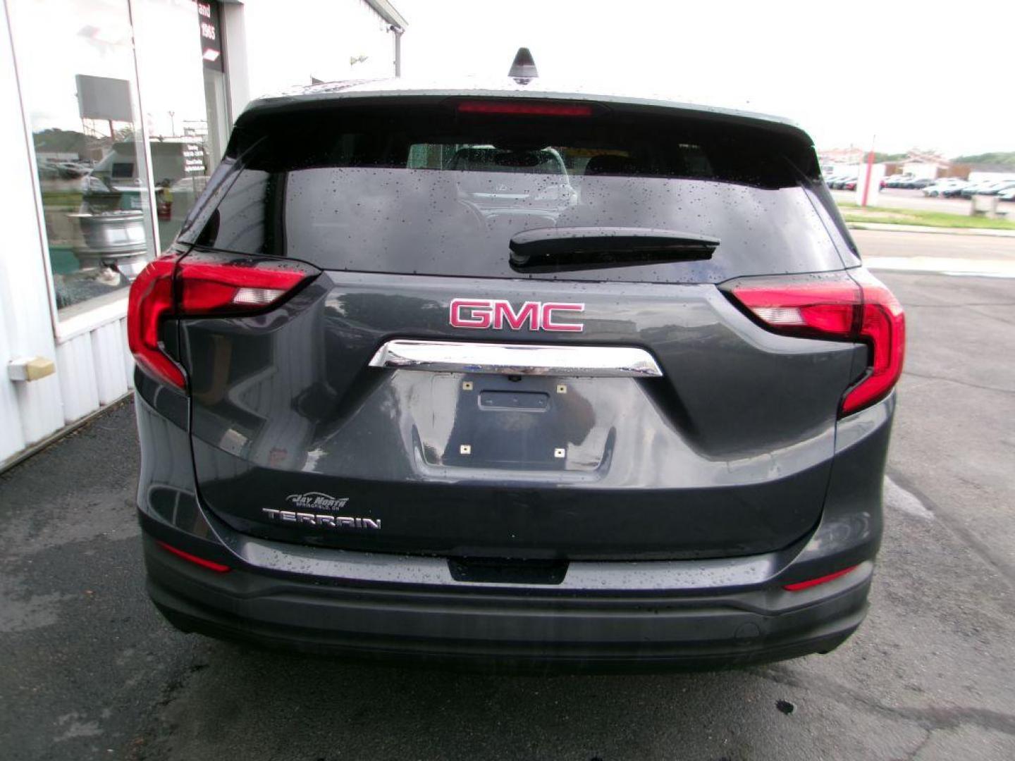2018 GRAY GMC TERRAIN SLE (3GKALMEV1JL) with an 1.5L engine, Automatic transmission, located at 501 E. Columbia St., Springfield, OH, 45503, (800) 262-7122, 39.925262, -83.801796 - ***SLE***FWD***All New Tires***New Front and Rear Brake Pads and Rotors***Serviced and Detailed*** Jay North Auto has offered hand picked vehicles since 1965! Our customer's enjoy a NO pressure buying experience with a small town feel. All of our vehicles get fully inspected and detailed. We are - Photo#5