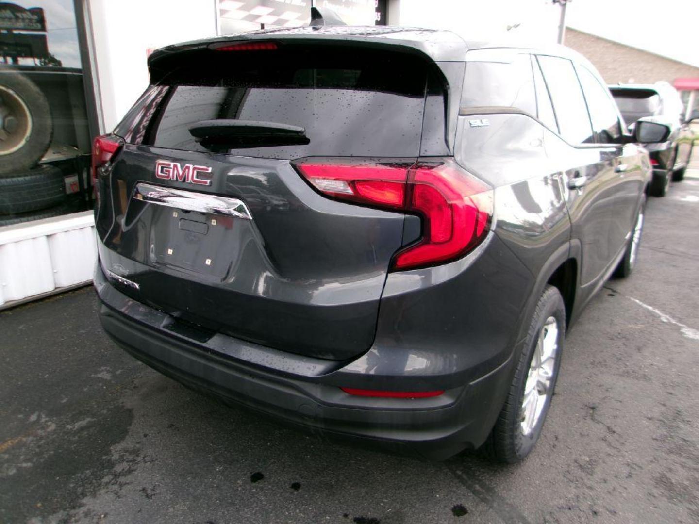 2018 GRAY GMC TERRAIN SLE (3GKALMEV1JL) with an 1.5L engine, Automatic transmission, located at 501 E. Columbia St., Springfield, OH, 45503, (800) 262-7122, 39.925262, -83.801796 - ***SLE***FWD***All New Tires***New Front and Rear Brake Pads and Rotors***Serviced and Detailed*** Jay North Auto has offered hand picked vehicles since 1965! Our customer's enjoy a NO pressure buying experience with a small town feel. All of our vehicles get fully inspected and detailed. We are - Photo#6