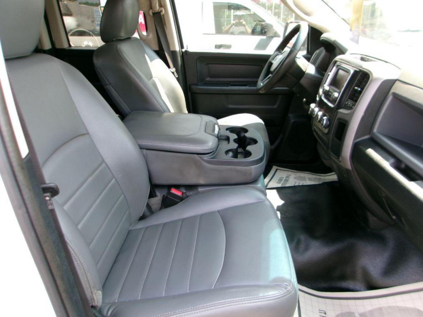 2017 WHITE RAM 1500 TRADESMAN (1C6RR6FG9HS) with an 3.6L engine, Automatic transmission, located at 501 E. Columbia St., Springfield, OH, 45503, (800) 262-7122, 39.925262, -83.801796 - Photo#16