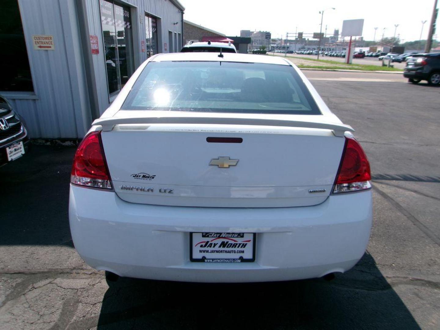 2015 WHITE CHEVROLET IMPALA LIMITED LTZ (2G1WC5E32F1) with an 3.6L engine, Automatic transmission, located at 501 E. Columbia St., Springfield, OH, 45503, (800) 262-7122, 39.925262, -83.801796 - *** LTZ *** Leather *** Bose Audio *** Moonroof *** Remote Start *** Clean CarFax w/ great Service History *** NICE *** Serviced and Detailed *** Jay North Auto has offered hand picked vehicles since 1965! Our customer's enjoy a NO pressure buying experience with a small town feel. All of our v - Photo#6