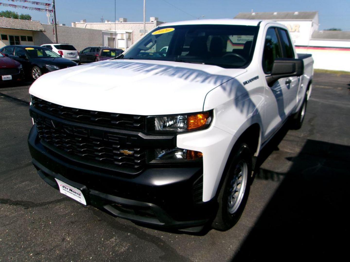 2020 WHITE CHEVROLET SILVERADO 1500 EXTENDED CAB (1GCRWAEH6LZ) with an 4.3L engine, Automatic transmission, located at 501 E. Columbia St., Springfield, OH, 45503, (800) 262-7122, 39.925262, -83.801796 - *** 4.3L V6 *** Serviced and Detailed *** WT Convenience package *** Cruise *** Corner step Bumper *** CarPlay *** Jay North Auto has offered hand picked vehicles since 1965! Our customer's enjoy a NO pressure buying experience with a small town feel. All of our vehicles get fully inspected and - Photo#2