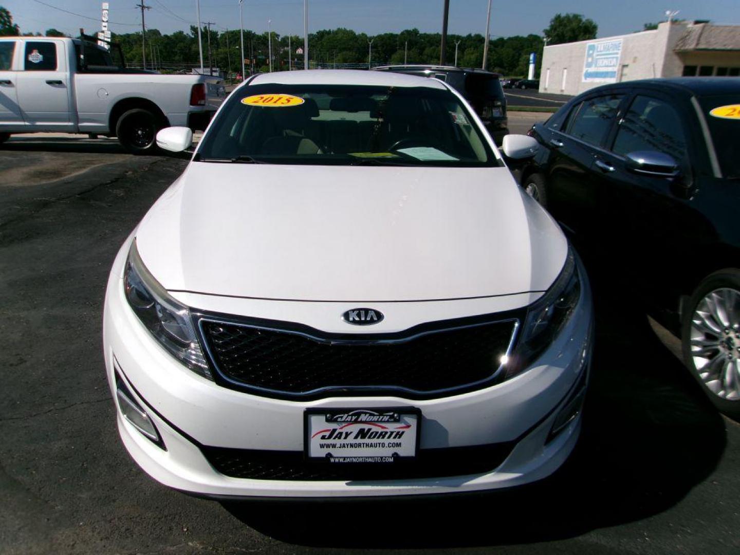2015 WHITE KIA OPTIMA EX (5XXGN4A75FG) with an 2.4L engine, Automatic transmission, located at 501 E. Columbia St., Springfield, OH, 45503, (800) 262-7122, 39.925262, -83.801796 - Photo#1