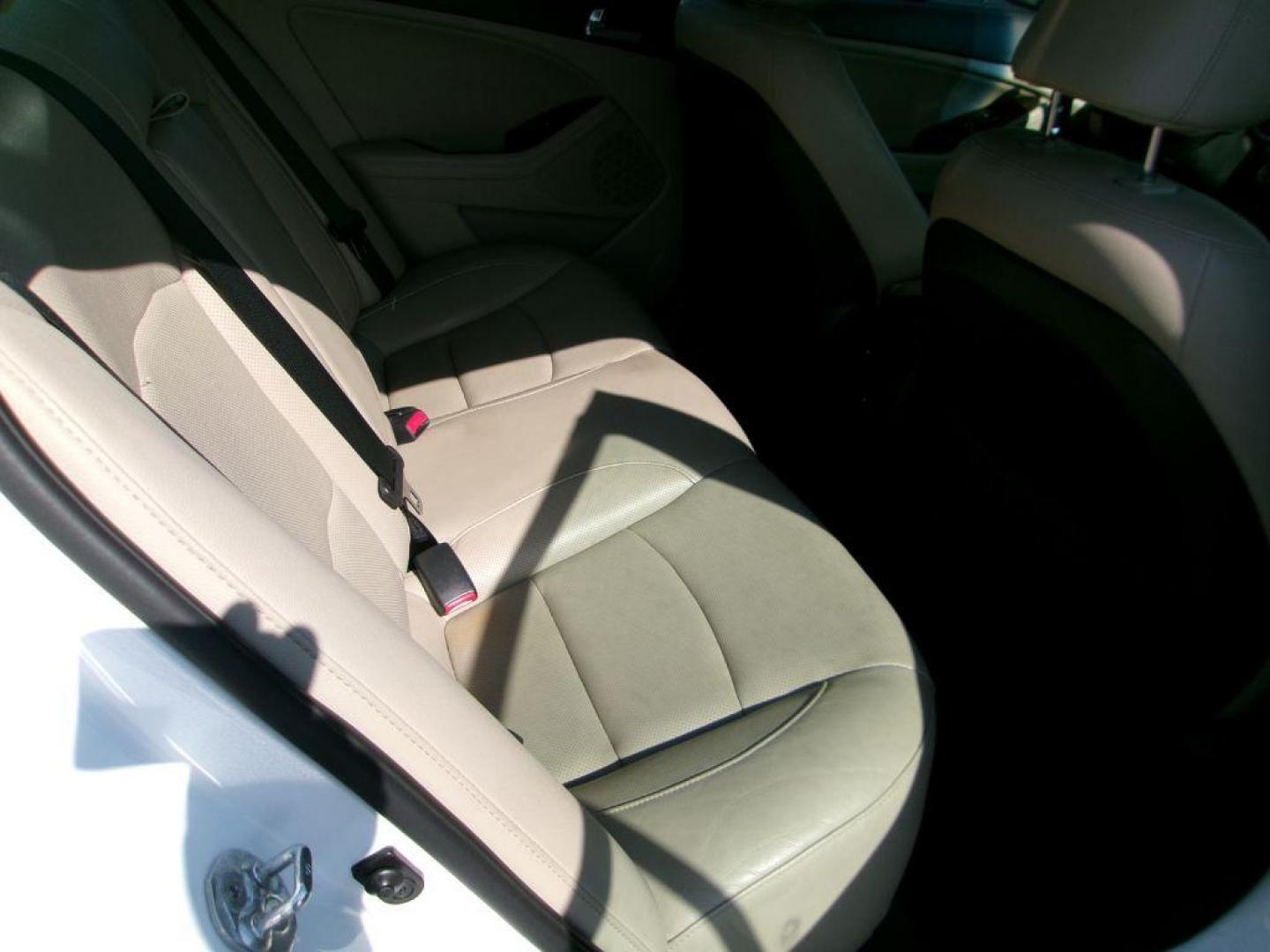 2015 WHITE KIA OPTIMA EX (5XXGN4A75FG) with an 2.4L engine, Automatic transmission, located at 501 E. Columbia St., Springfield, OH, 45503, (800) 262-7122, 39.925262, -83.801796 - Photo#13