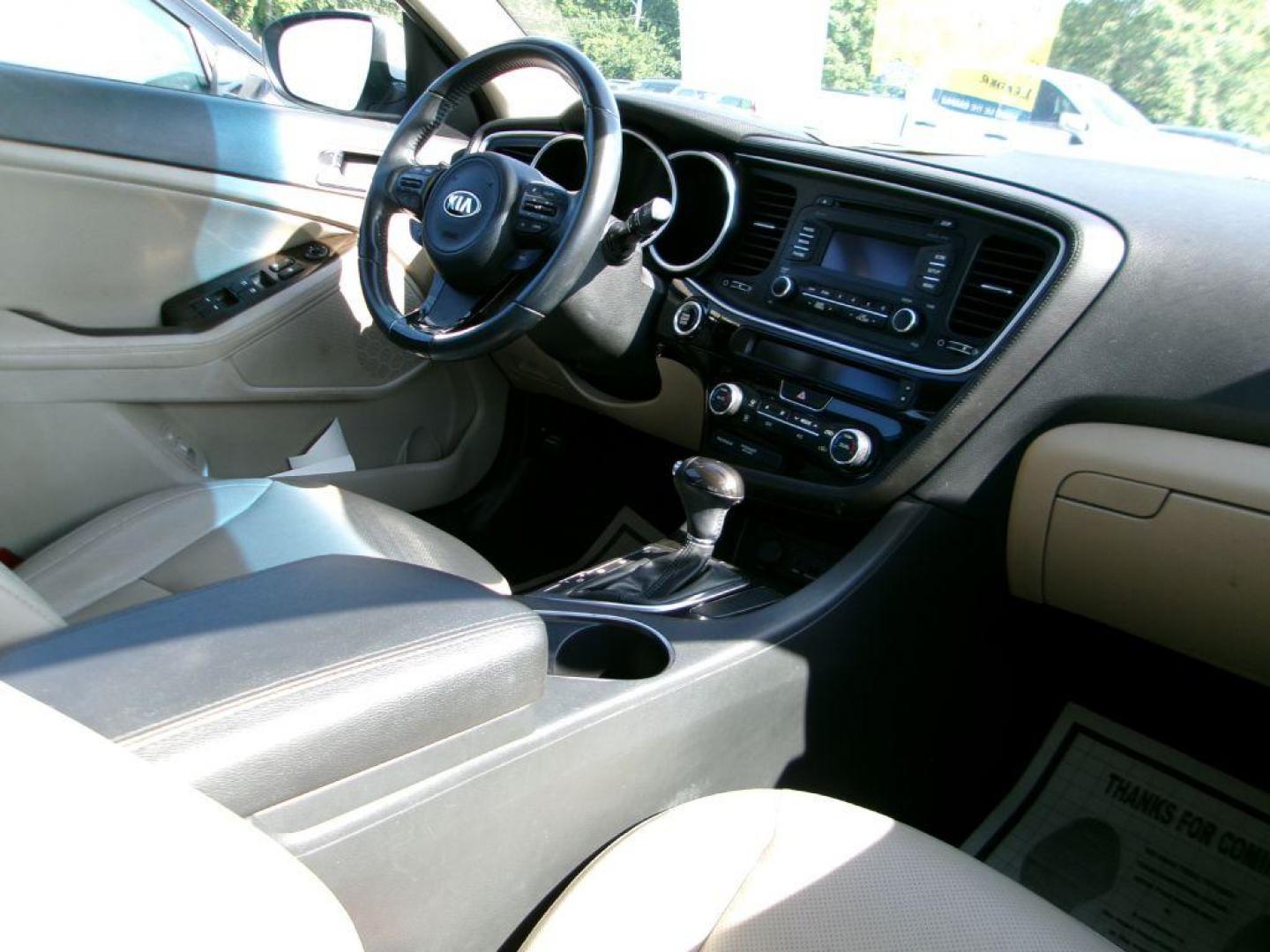 2015 WHITE KIA OPTIMA EX (5XXGN4A75FG) with an 2.4L engine, Automatic transmission, located at 501 E. Columbia St., Springfield, OH, 45503, (800) 262-7122, 39.925262, -83.801796 - Photo#14