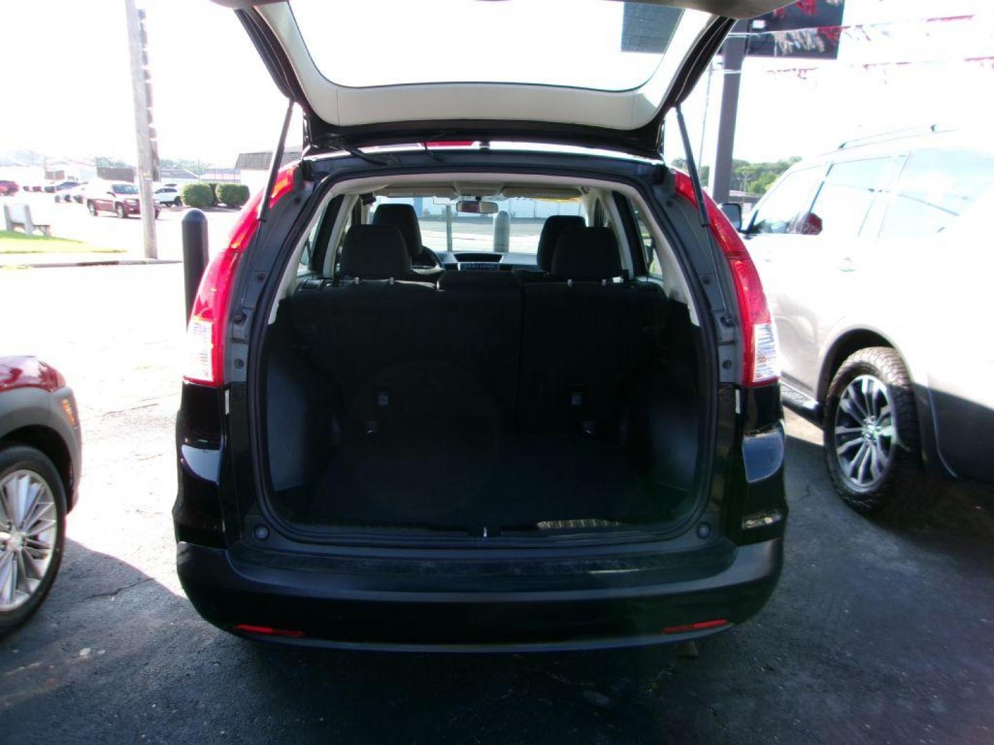 2014 BLACK HONDA CR-V LX (2HKRM4H35EH) with an 2.4L engine, Automatic transmission, located at 501 E. Columbia St., Springfield, OH, 45503, (800) 262-7122, 39.925262, -83.801796 - Photo#6