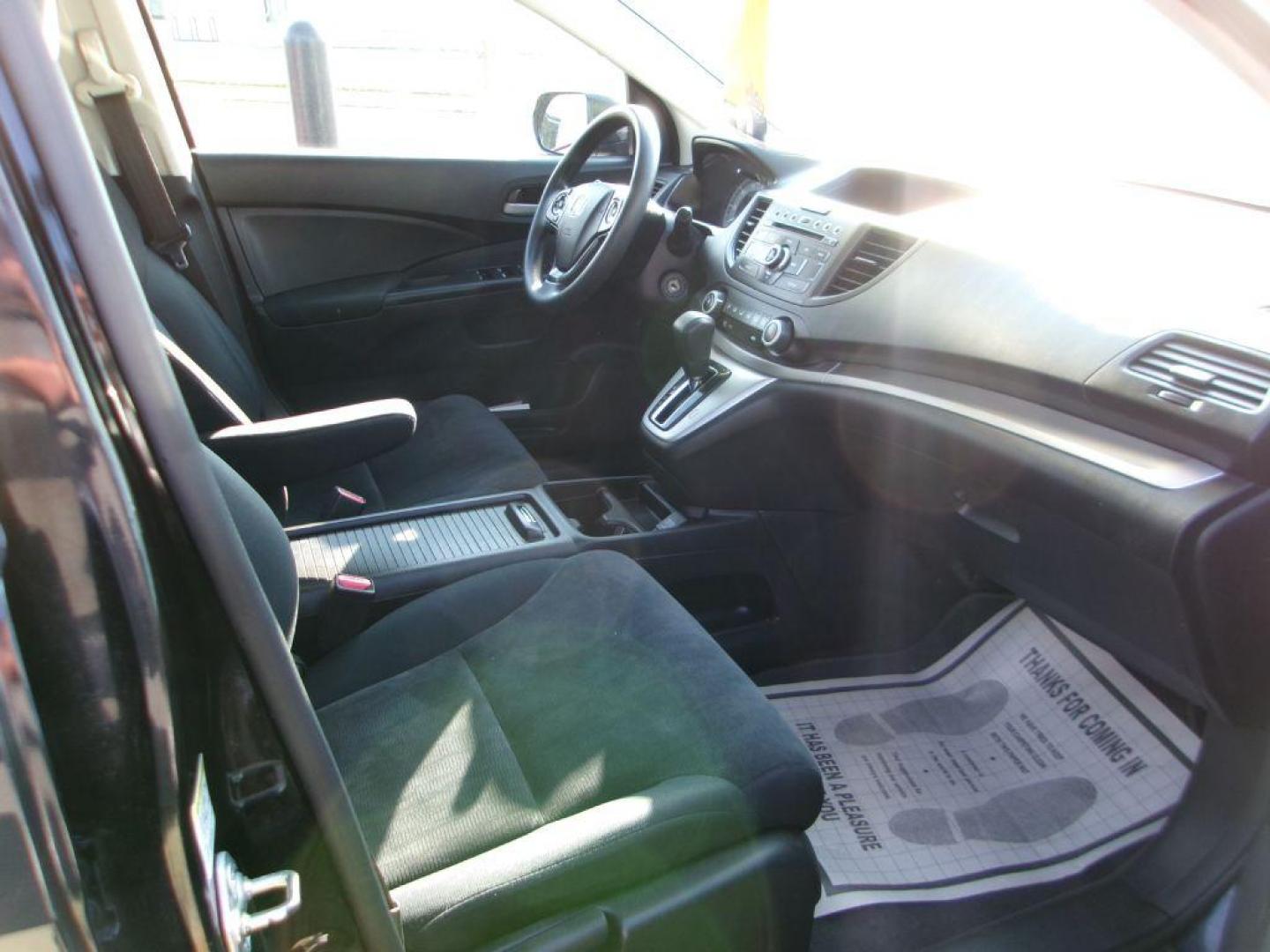 2014 BLACK HONDA CR-V LX (2HKRM4H35EH) with an 2.4L engine, Automatic transmission, located at 501 E. Columbia St., Springfield, OH, 45503, (800) 262-7122, 39.925262, -83.801796 - Photo#15