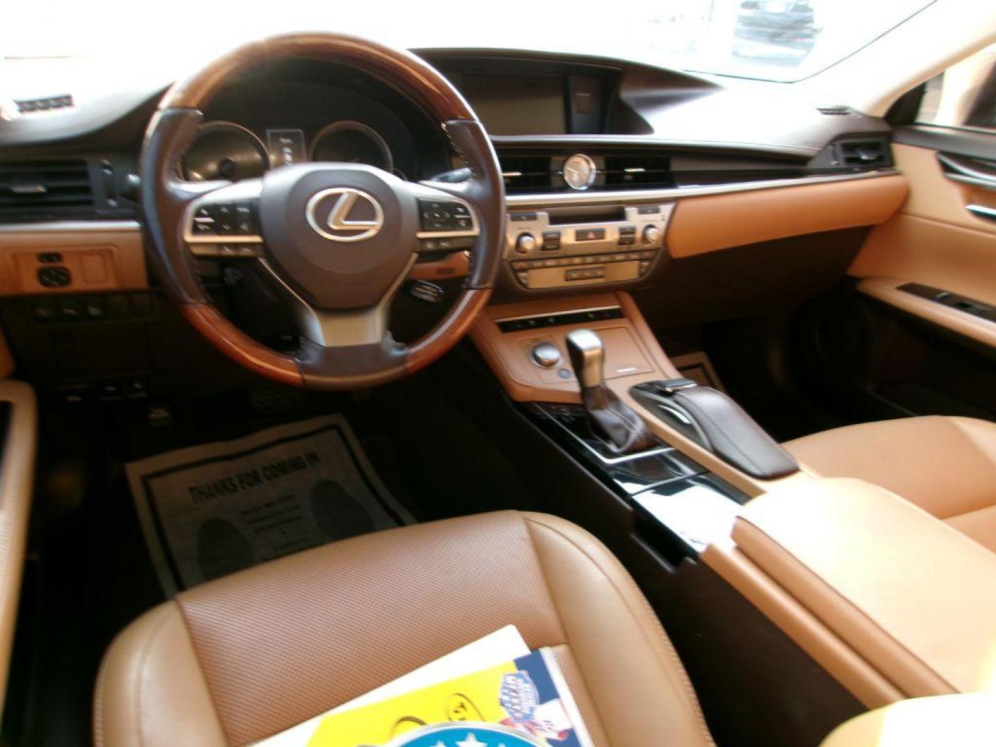 2018 SILVER LEXUS ES 350 (58ABK1GGXJU) with an 3.5L engine, Automatic transmission, located at 501 E. Columbia St., Springfield, OH, 45503, (800) 262-7122, 39.925262, -83.801796 - *** New Tires *** Moonroof *** Premium Leather *** Premium Audio *** Blind Spot *** Parking Radar *** Back Up Camera *** 3.5L V6 *** Serviced and Detailed *** Lane Departure *** Radar Cruise *** Navigation *** Jay North Auto has offered hand picked vehicles since 1965! Our customer's enjoy a NO - Photo#8