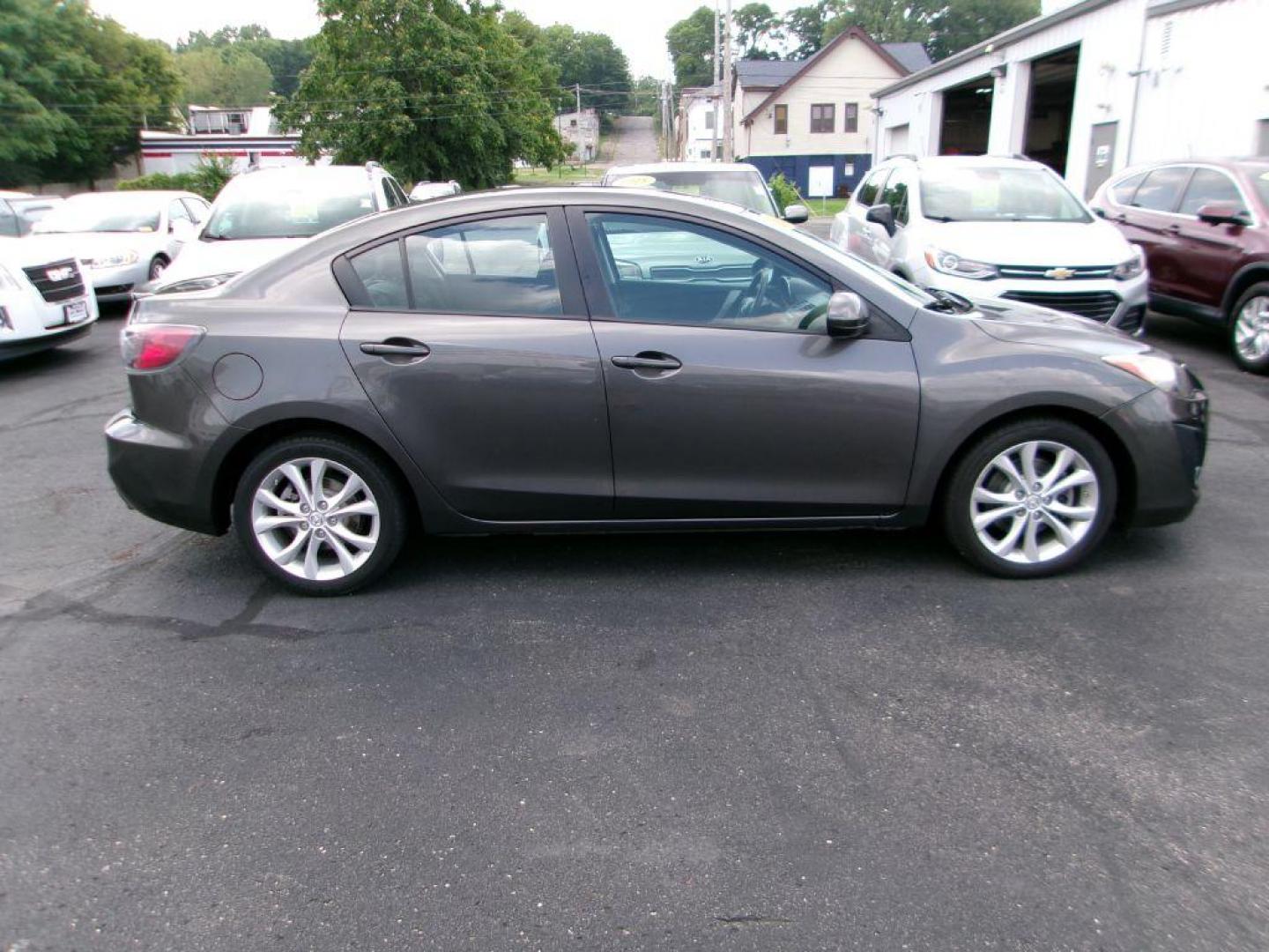 2010 GRAY MAZDA 3 S (JM1BL1S52A1) with an 2.5L engine, Automatic transmission, located at 501 E. Columbia St., Springfield, OH, 45503, (800) 262-7122, 39.925262, -83.801796 - ***New Front and Rear Brake Pads and Rotors***2.5L***Gas Saver***Serviced and Detailed*** Jay North Auto has offered hand picked vehicles since 1965! Our customer's enjoy a NO pressure buying experience with a small town feel. All of our vehicles get fully inspected and detailed. We are a pref - Photo#0