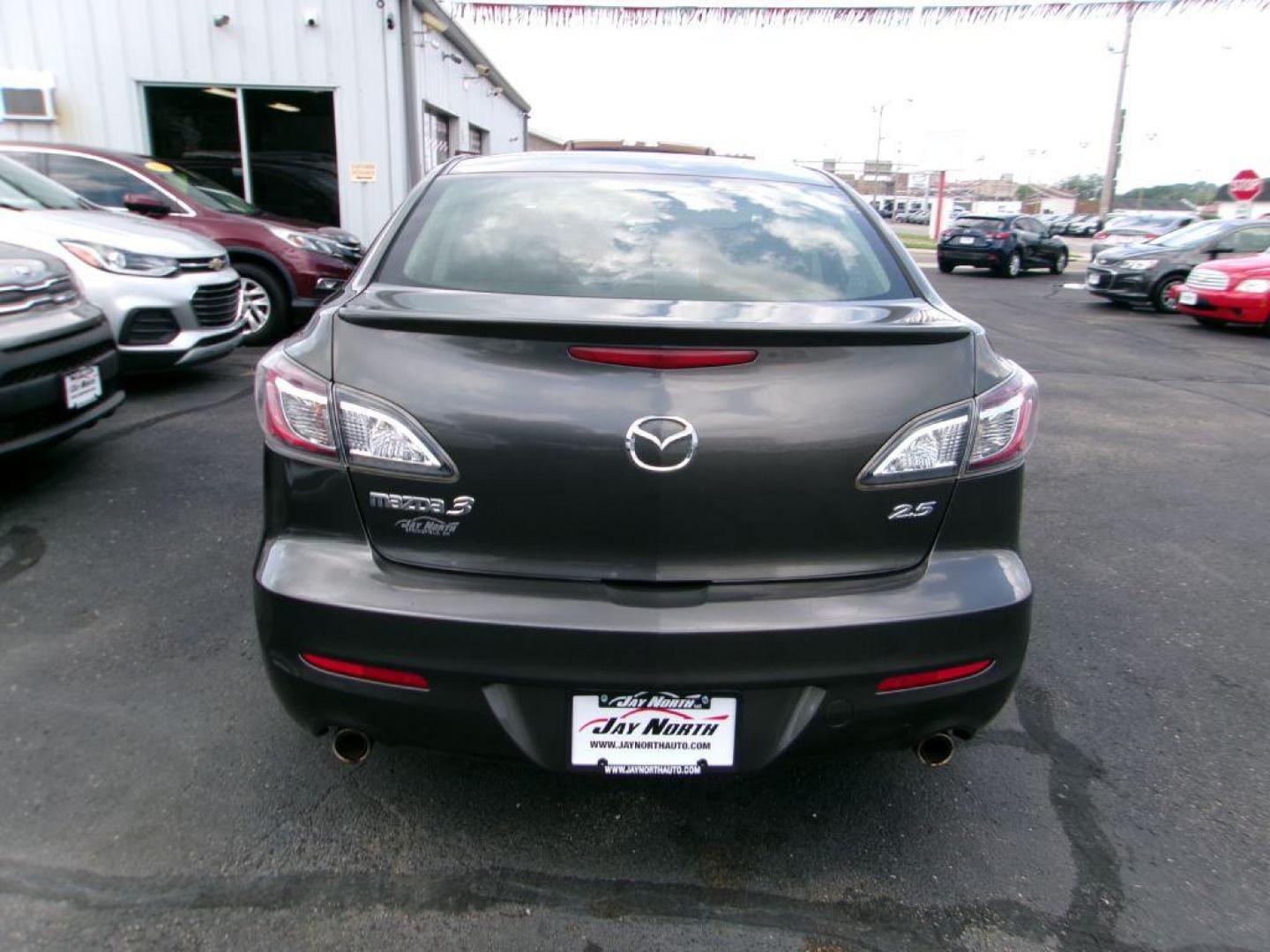2010 GRAY MAZDA 3 S (JM1BL1S52A1) with an 2.5L engine, Automatic transmission, located at 501 E. Columbia St., Springfield, OH, 45503, (800) 262-7122, 39.925262, -83.801796 - ***New Front and Rear Brake Pads and Rotors***2.5L***Gas Saver***Serviced and Detailed*** Jay North Auto has offered hand picked vehicles since 1965! Our customer's enjoy a NO pressure buying experience with a small town feel. All of our vehicles get fully inspected and detailed. We are a pref - Photo#4
