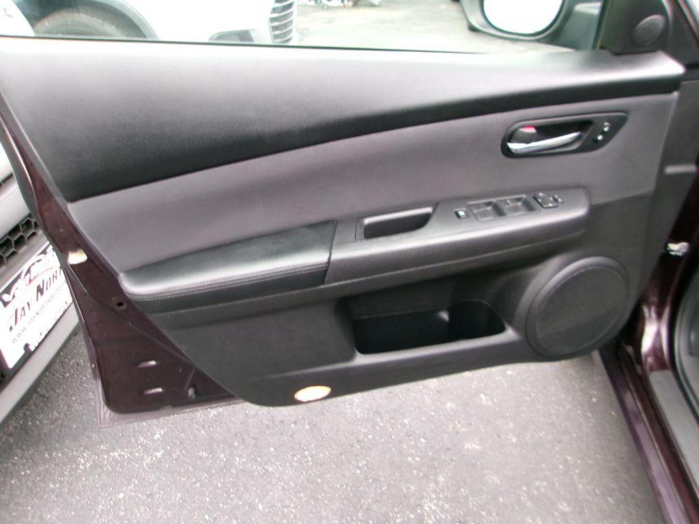 2011 MAROON MAZDA 6 TOURING (1YVHZ8CH6B5) with an 2.5L engine, Automatic transmission, located at 501 E. Columbia St., Springfield, OH, 45503, (800) 262-7122, 39.925262, -83.801796 - *** Serviced and Detailed *** Touring *** FWD 2.5L *** Jay North Auto has offered hand picked vehicles since 1965! Our customer's enjoy a NO pressure buying experience with a small town feel. All of our vehicles get fully inspected and detailed. We are a preferred dealer for many local credit u - Photo#9