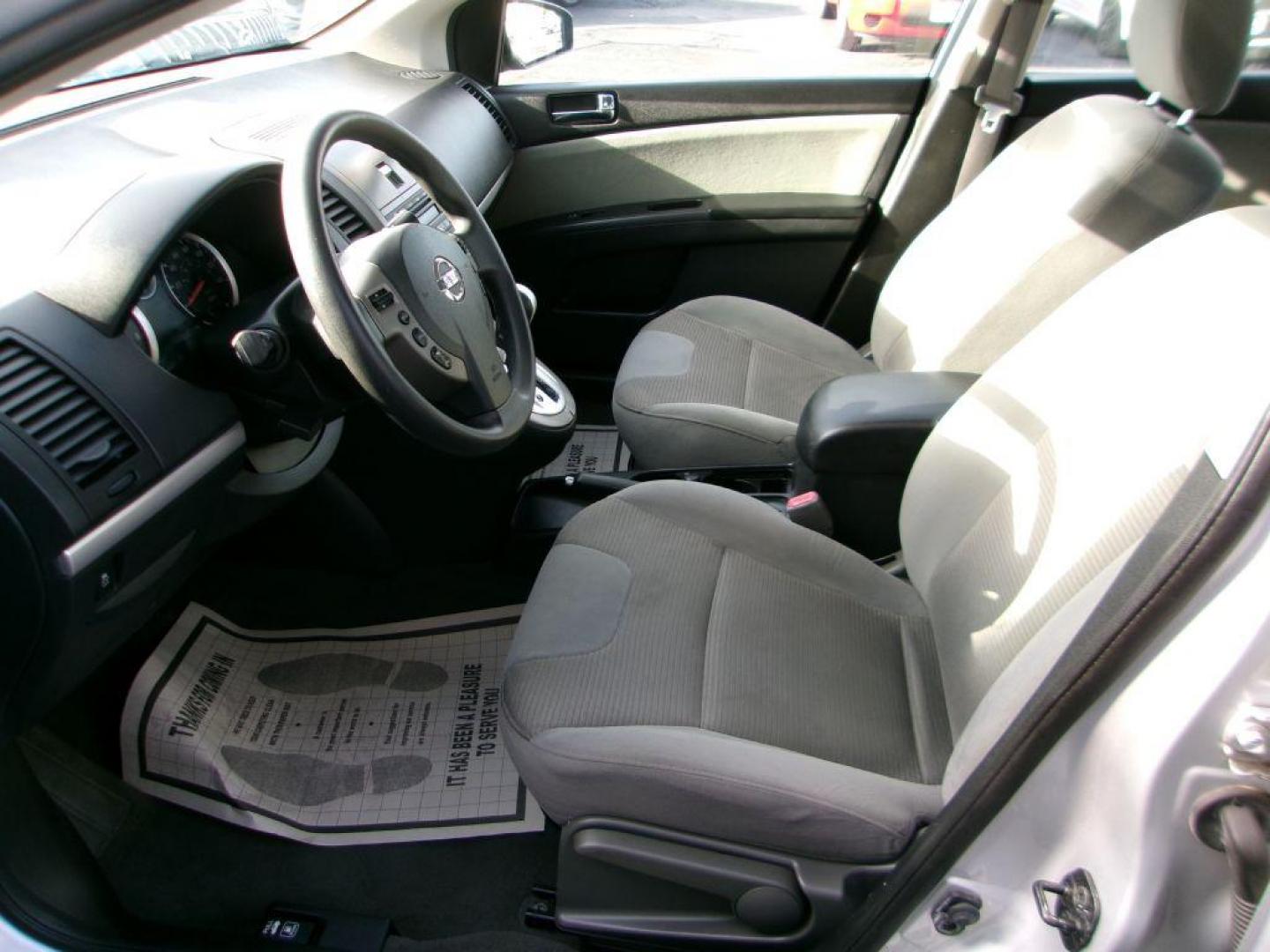 2012 SILVER NISSAN SENTRA 2.0 S (3N1AB6AP5CL) with an 2.0L engine, Continuously Variable transmission, located at 501 E. Columbia St., Springfield, OH, 45503, (800) 262-7122, 39.925262, -83.801796 - *** 24 Service Records On CarFax *** New Brakes *** Serviced and Detailed *** S *** FWD *** NICE!!! *** Jay North Auto has offered hand picked vehicles since 1965! Our customer's enjoy a NO pressure buying experience with a small town feel. All of our vehicles get fully inspected and detailed. - Photo#10