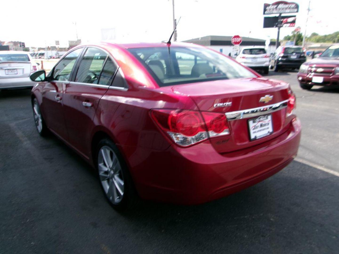 2014 RED CHEVROLET CRUZE LTZ (1G1PG5SB8E7) with an 1.4L engine, Automatic transmission, located at 501 E. Columbia St., Springfield, OH, 45503, (800) 262-7122, 39.925262, -83.801796 - Photo#5