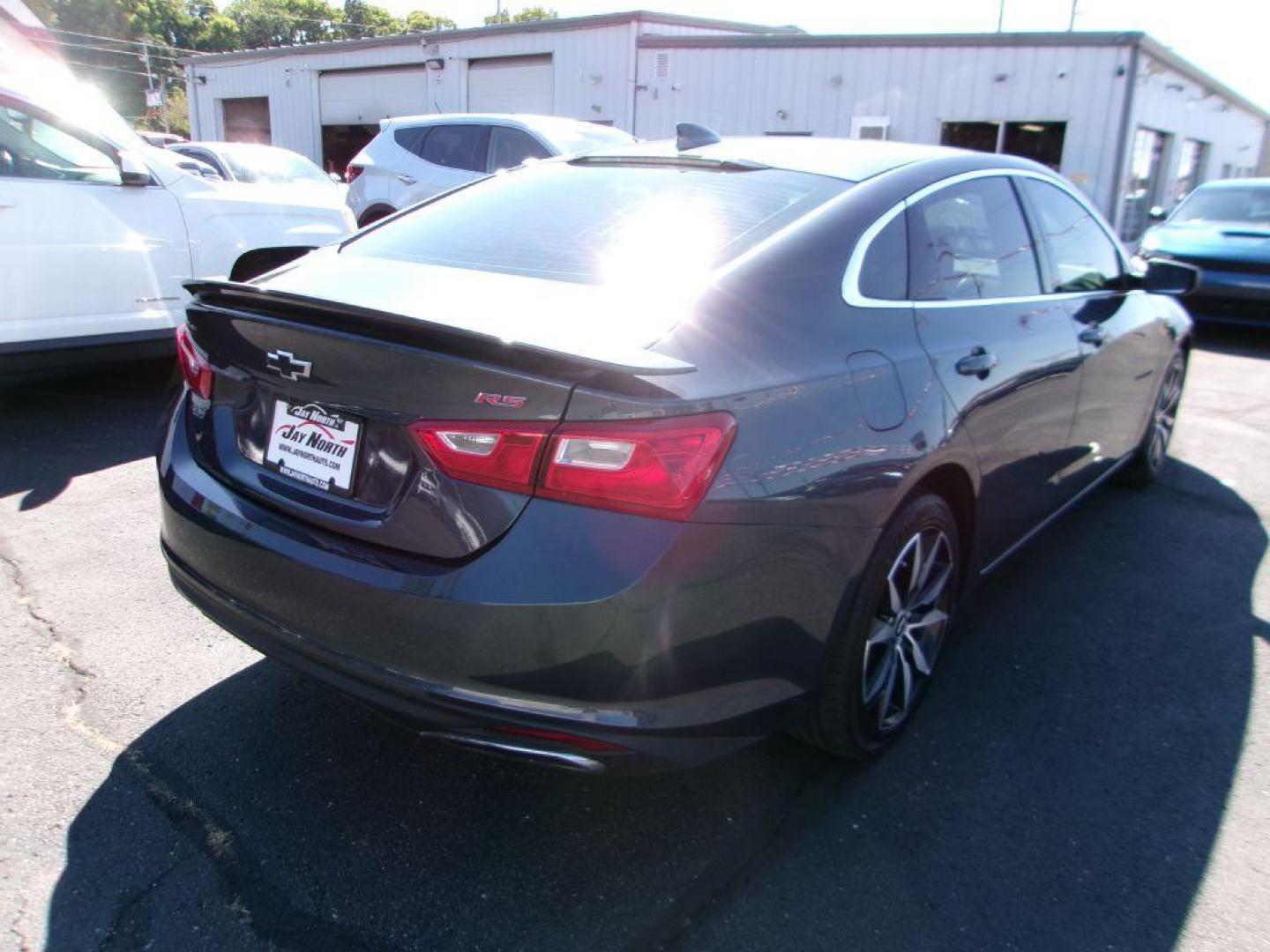2020 GRAY CHEVROLET MALIBU RS (1G1ZG5ST2LF) with an 1.5L engine, Continuously Variable transmission, located at 501 E. Columbia St., Springfield, OH, 45503, (800) 262-7122, 39.925262, -83.801796 - Photo#3