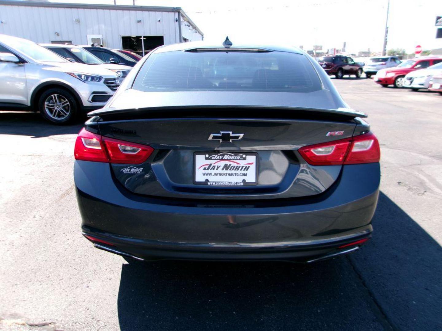 2020 GRAY CHEVROLET MALIBU RS (1G1ZG5ST2LF) with an 1.5L engine, Continuously Variable transmission, located at 501 E. Columbia St., Springfield, OH, 45503, (800) 262-7122, 39.925262, -83.801796 - Photo#4