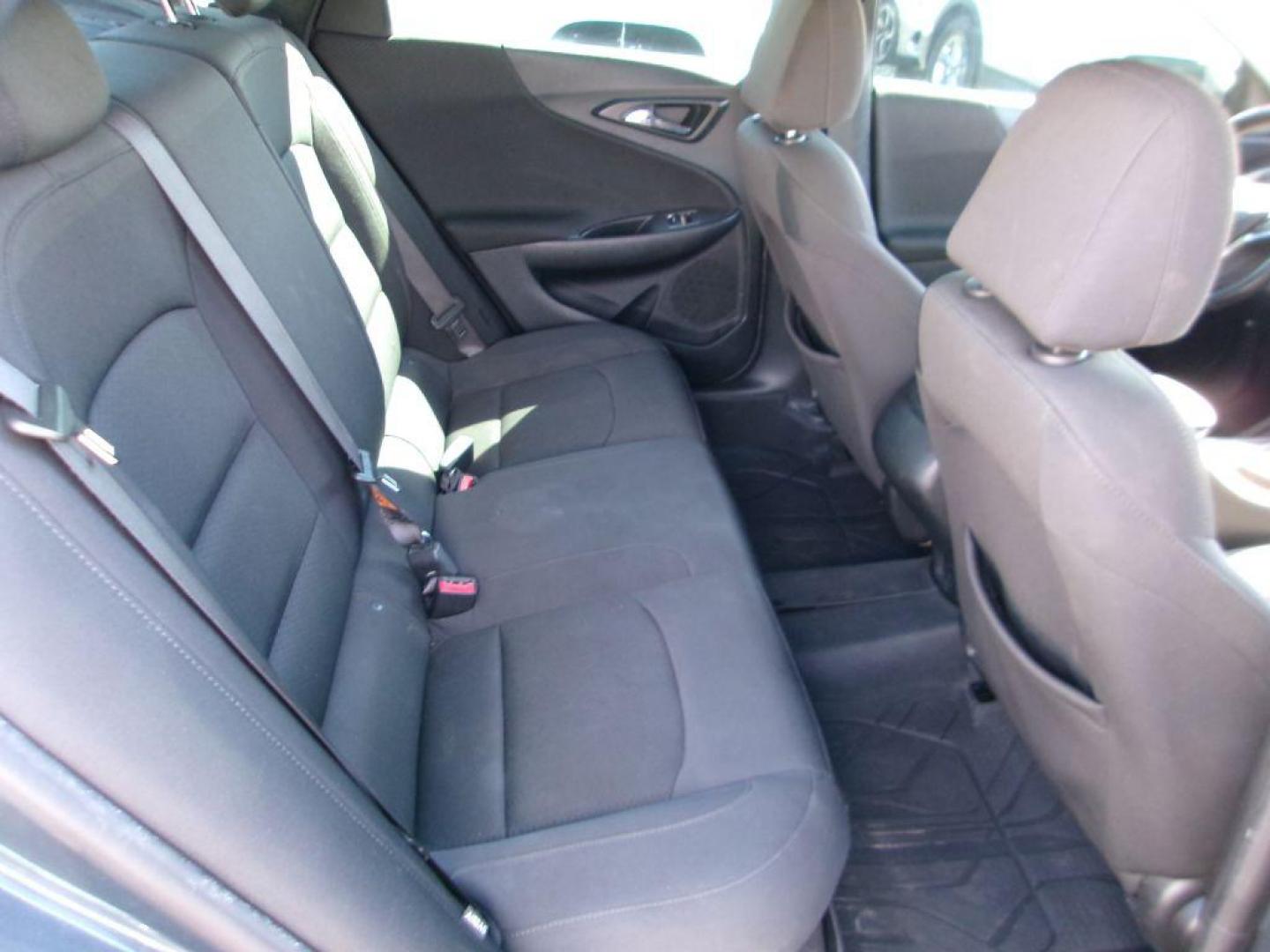 2020 GRAY CHEVROLET MALIBU RS (1G1ZG5ST2LF) with an 1.5L engine, Continuously Variable transmission, located at 501 E. Columbia St., Springfield, OH, 45503, (800) 262-7122, 39.925262, -83.801796 - Photo#14