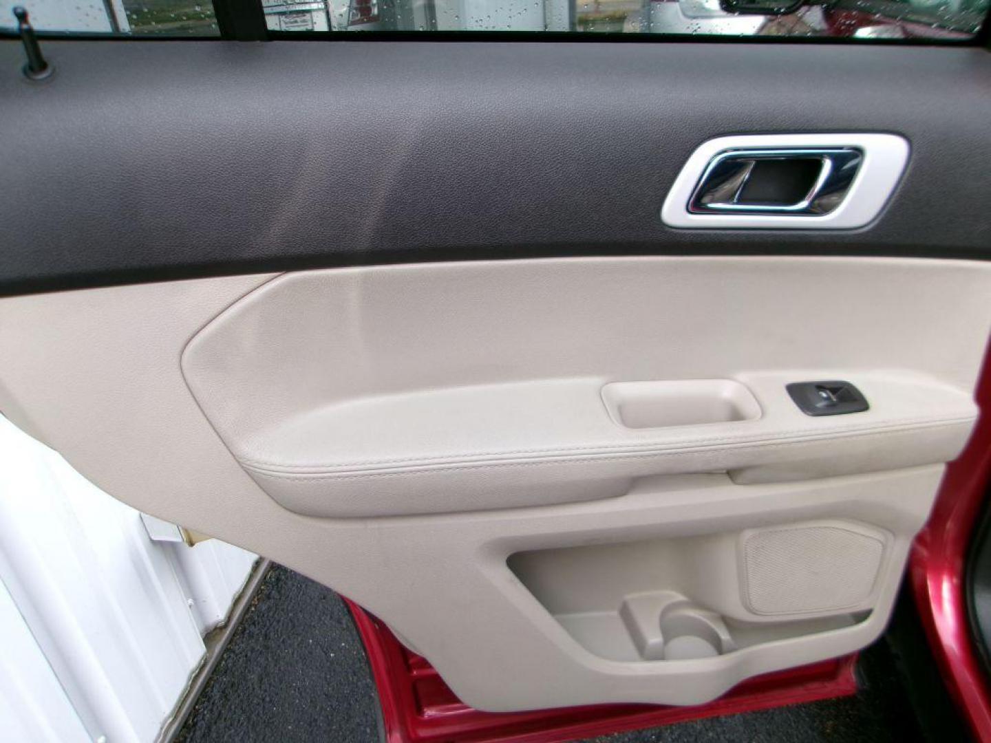 2013 RED FORD EXPLORER LIMITED (1FM5K8F8XDG) with an 3.5L engine, Automatic transmission, located at 501 E. Columbia St., Springfield, OH, 45503, (800) 262-7122, 39.925262, -83.801796 - ***LIMITED***4WD***New Front and Rear Brake Pads and Rotors***Heated and Cooled Leather Seating***Serviced and Detailed*** Jay North Auto has offered hand picked vehicles since 1965! Our customer's enjoy a NO pressure buying experience with a small town feel. All of our vehicles get fully insp - Photo#10
