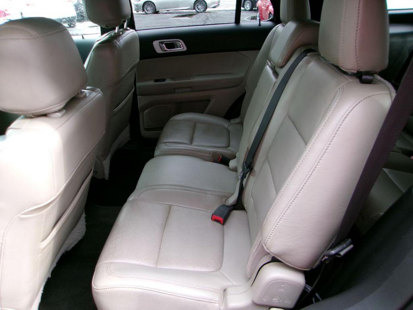 2013 RED FORD EXPLORER LIMITED (1FM5K8F8XDG) with an 3.5L engine, Automatic transmission, located at 501 E. Columbia St., Springfield, OH, 45503, (800) 262-7122, 39.925262, -83.801796 - ***LIMITED***4WD***New Front and Rear Brake Pads and Rotors***Heated and Cooled Leather Seating***Serviced and Detailed*** Jay North Auto has offered hand picked vehicles since 1965! Our customer's enjoy a NO pressure buying experience with a small town feel. All of our vehicles get fully insp - Photo#11