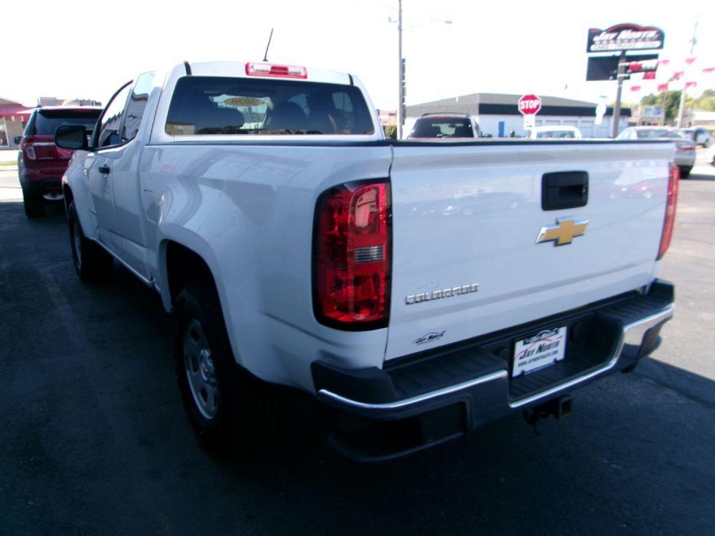 2020 WHITE CHEVROLET COLORADO WT EXT CAB (1GCHSBEA2L1) with an 2.5L engine, Automatic transmission, located at 501 E. Columbia St., Springfield, OH, 45503, (800) 262-7122, 39.925262, -83.801796 - ***1-Owner***Ext Cab***Work Truck***Rear Camera***New Tires***All New Pads and Rotors***Serviced and Detailed*** Jay North Auto has offered hand picked vehicles since 1965! Our customer's enjoy a NO pressure buying experience with a small town feel. All of our vehicles get fully inspected and - Photo#5