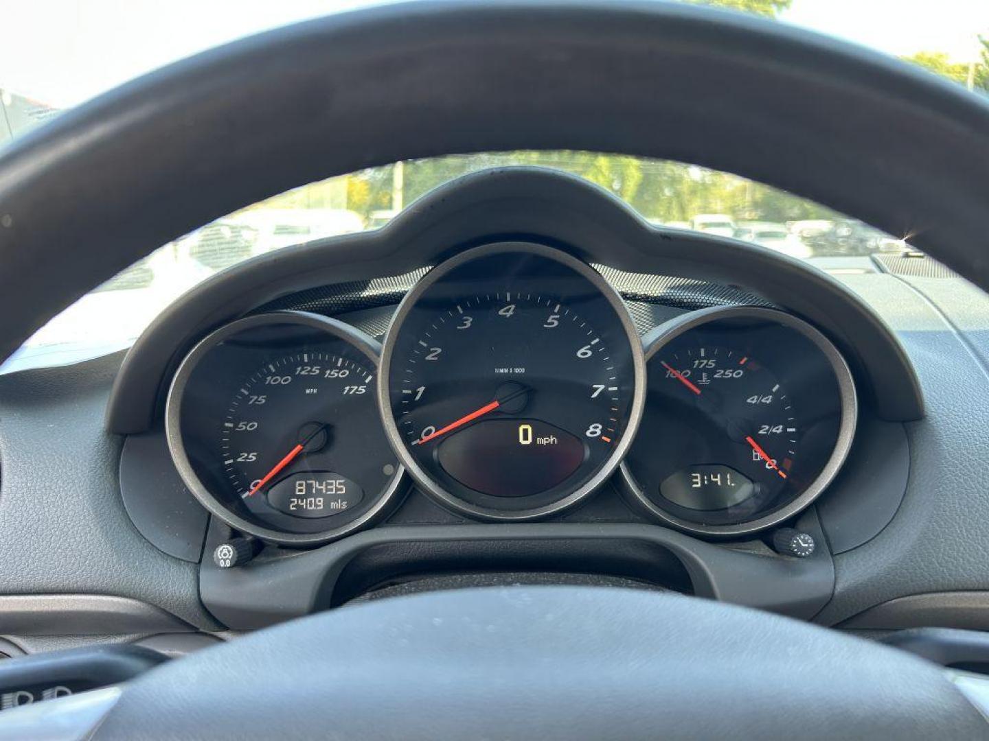 2009 WHITE PORSCHE CAYMAN (WP0AA29849U) with an 2.9L engine, 6-Speed Manual transmission, located at 501 E. Columbia St., Springfield, OH, 45503, (800) 262-7122, 39.925262, -83.801796 - ***6 Speed Manual!!*** 2009 987.2 Cayman 2.9L For those in the know, the 987.2 Cayman (2009-2012) is the sweet spot -- continuing the light weight body of the original Cayman while introducing the newer, ultra reliable 9A1 engine series that eliminated the troublesome IMS bearings that caused so - Photo#22