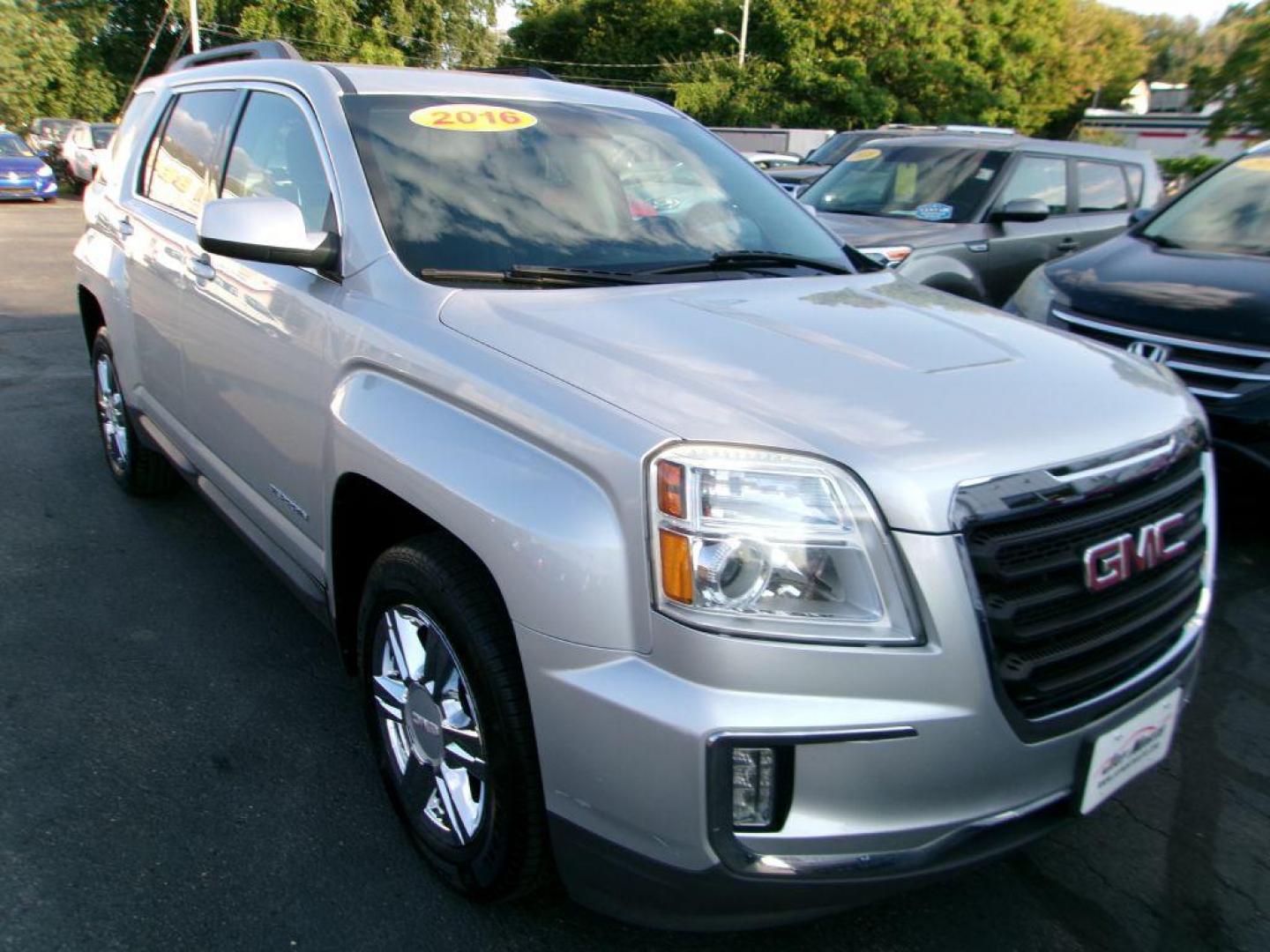 2016 SILVER GMC TERRAIN SLE (2GKALNEK4G6) with an 2.4L engine, Automatic transmission, located at 501 E. Columbia St., Springfield, OH, 45503, (800) 262-7122, 39.925262, -83.801796 - *** Updated Timing *** Tune Up *** Serviced *** SLE *** FWD *** 20 Service Records on Clean CarFax *** Jay North Auto has offered hand picked vehicles since 1965! Our customer's enjoy a NO pressure buying experience with a small town feel. All of our vehicles get fully inspected and detailed. W - Photo#0