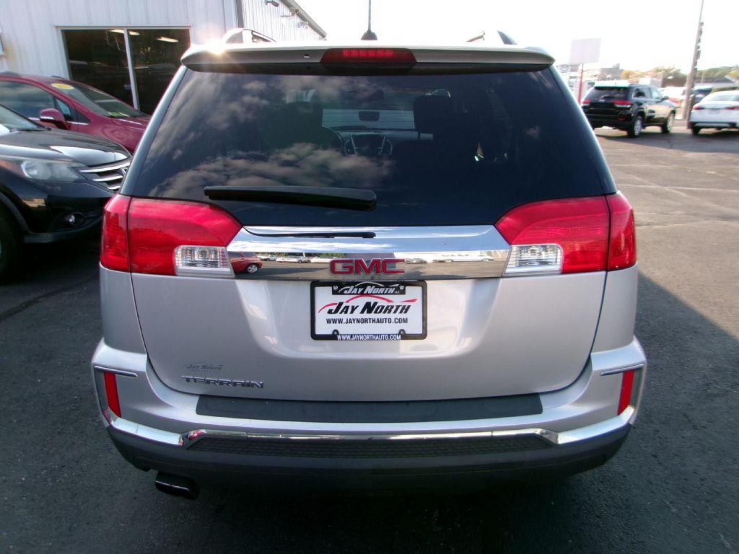 2016 SILVER GMC TERRAIN SLE (2GKALNEK4G6) with an 2.4L engine, Automatic transmission, located at 501 E. Columbia St., Springfield, OH, 45503, (800) 262-7122, 39.925262, -83.801796 - *** Updated Timing *** Tune Up *** Serviced *** SLE *** FWD *** 20 Service Records on Clean CarFax *** Jay North Auto has offered hand picked vehicles since 1965! Our customer's enjoy a NO pressure buying experience with a small town feel. All of our vehicles get fully inspected and detailed. W - Photo#4