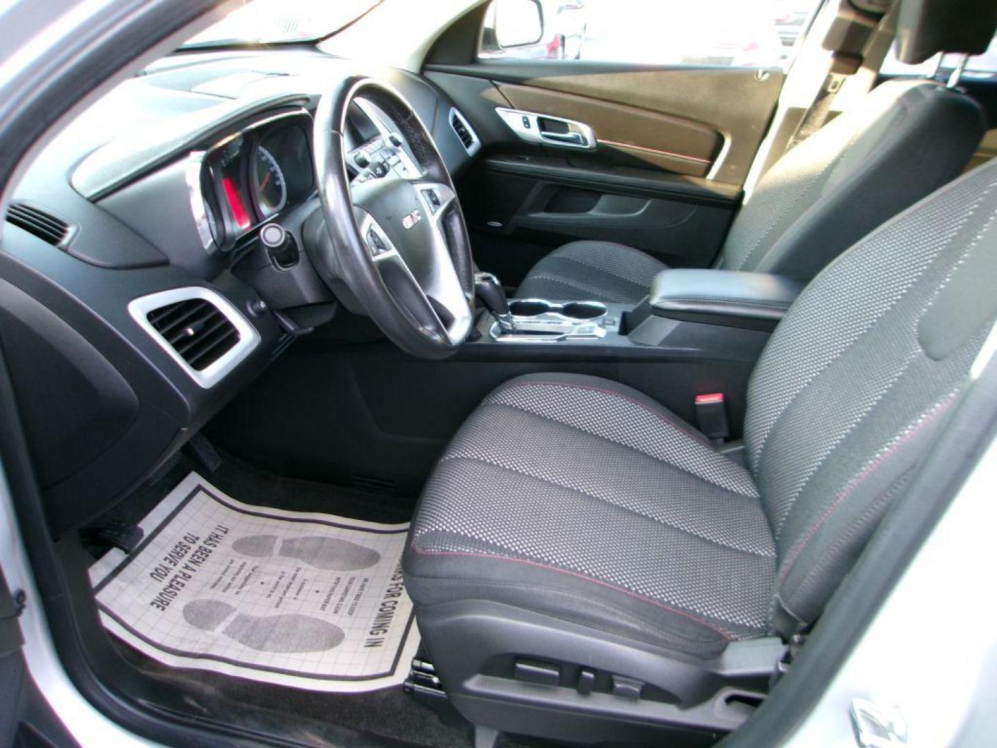 2016 SILVER GMC TERRAIN SLE (2GKALNEK4G6) with an 2.4L engine, Automatic transmission, located at 501 E. Columbia St., Springfield, OH, 45503, (800) 262-7122, 39.925262, -83.801796 - *** Updated Timing *** Tune Up *** Serviced *** SLE *** FWD *** 20 Service Records on Clean CarFax *** Jay North Auto has offered hand picked vehicles since 1965! Our customer's enjoy a NO pressure buying experience with a small town feel. All of our vehicles get fully inspected and detailed. W - Photo#11