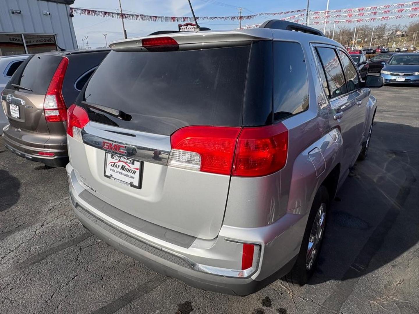 2016 SILVER GMC TERRAIN SLE (2GKALNEK4G6) with an 2.4L engine, Automatic transmission, located at 501 E. Columbia St., Springfield, OH, 45503, (800) 262-7122, 39.925262, -83.801796 - *** Updated Timing *** Tune Up *** Serviced *** SLE *** FWD *** 20 Service Records on Clean CarFax *** Jay North Auto has offered hand picked vehicles since 1965! Our customer's enjoy a NO pressure buying experience with a small town feel. All of our vehicles get fully inspected and detailed. W - Photo#1