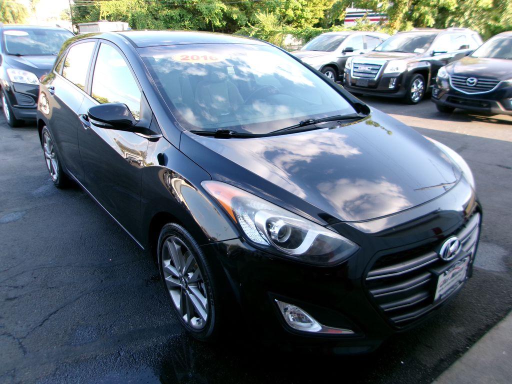 photo of 2016 HYUNDAI ELANTRA GT 