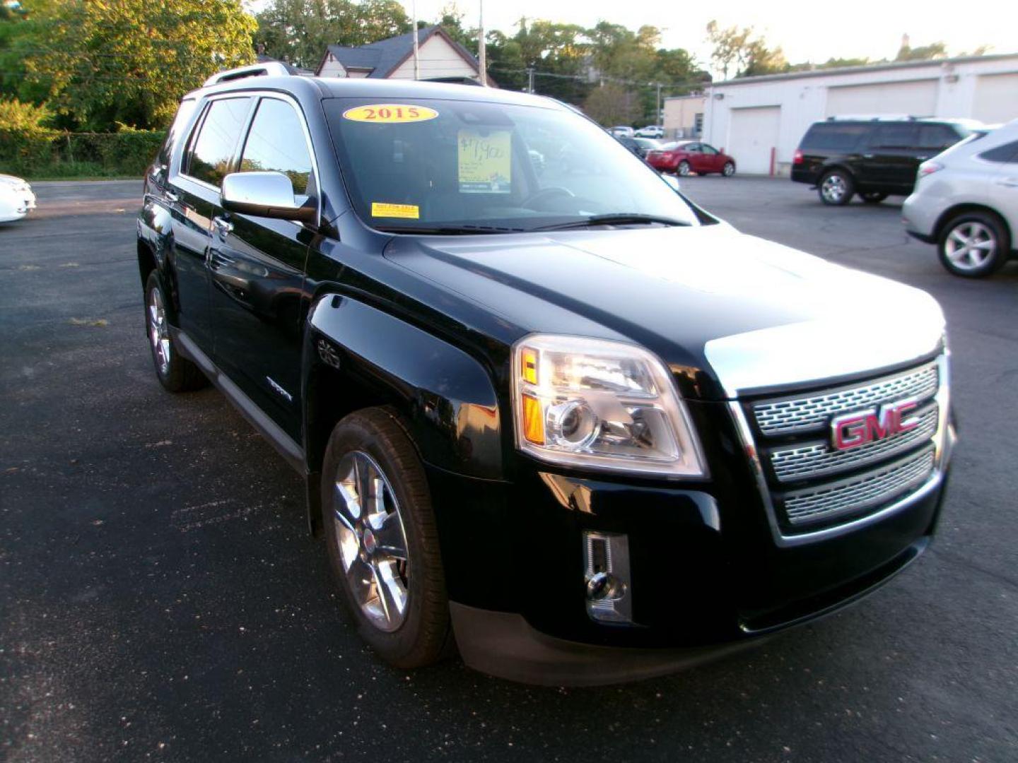 2015 BLACK GMC TERRAIN SLT (2GKALTEK9F6) with an 2.4L engine, Automatic transmission, located at 501 E. Columbia St., Springfield, OH, 45503, (800) 262-7122, 39.925262, -83.801796 - Photo#0