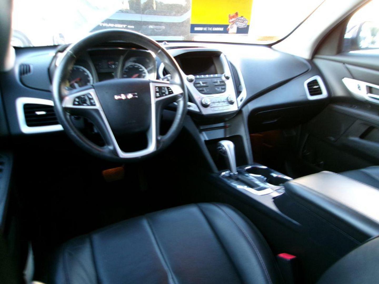 2015 BLACK GMC TERRAIN SLT (2GKALTEK9F6) with an 2.4L engine, Automatic transmission, located at 501 E. Columbia St., Springfield, OH, 45503, (800) 262-7122, 39.925262, -83.801796 - Photo#9