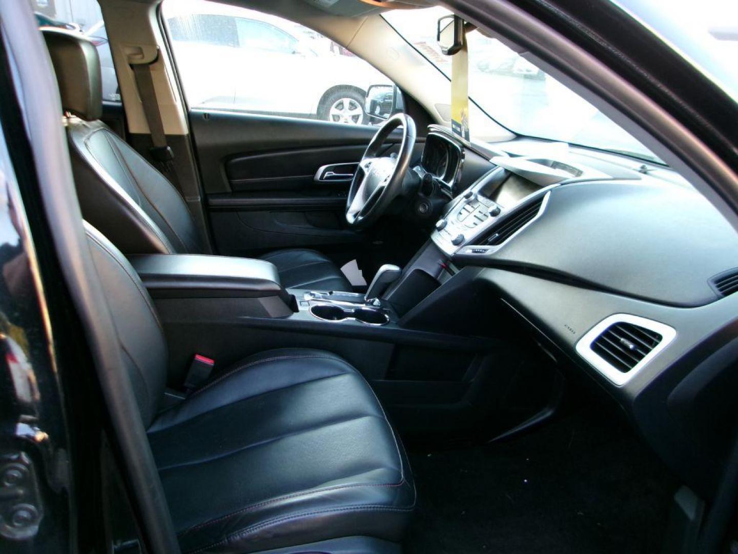 2015 BLACK GMC TERRAIN SLT (2GKALTEK9F6) with an 2.4L engine, Automatic transmission, located at 501 E. Columbia St., Springfield, OH, 45503, (800) 262-7122, 39.925262, -83.801796 - Photo#16