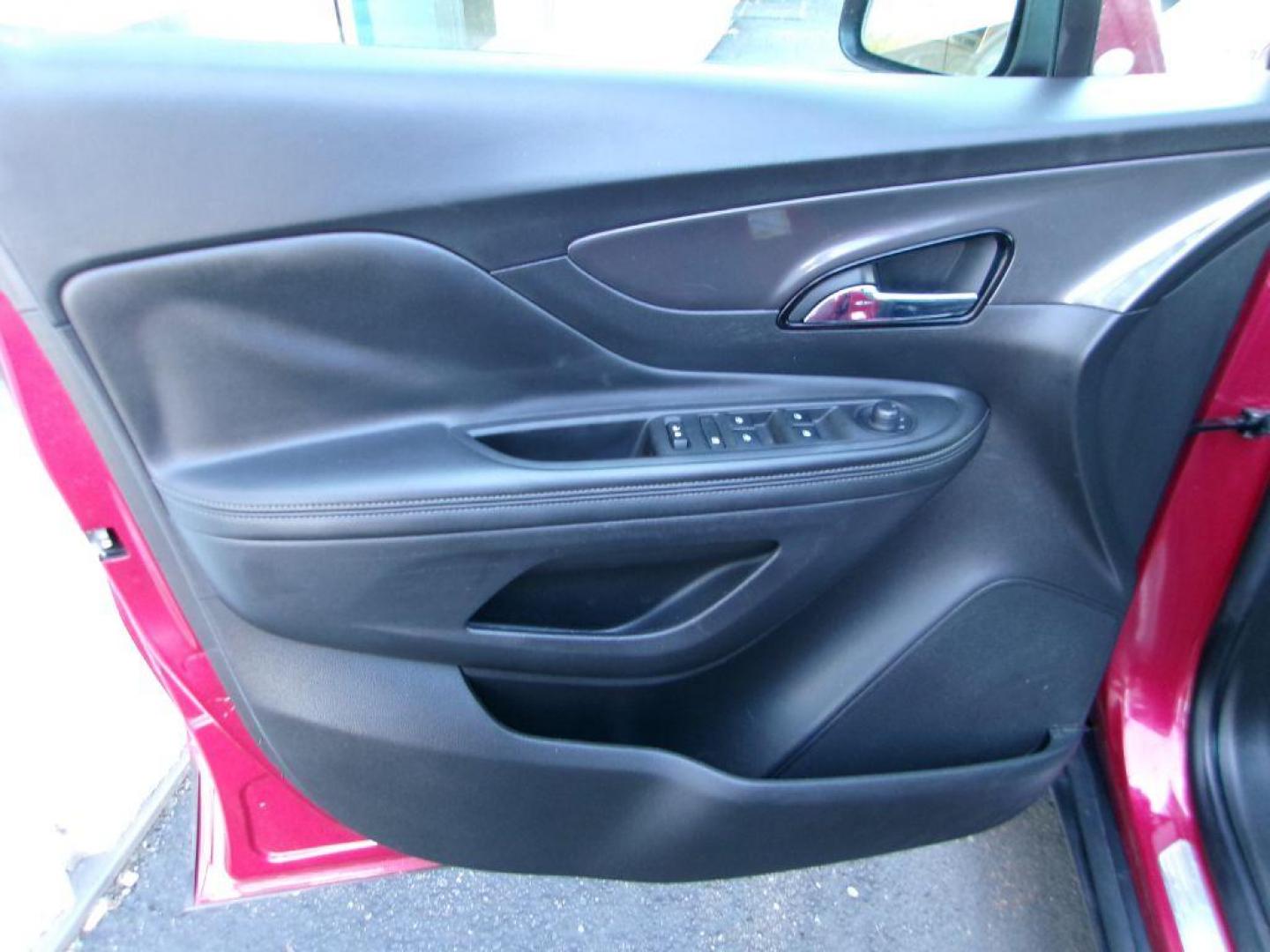 2017 RED BUICK ENCORE ESSENCE (KL4CJCSB3HB) with an 1.4L engine, Automatic transmission, located at 501 E. Columbia St., Springfield, OH, 45503, (800) 262-7122, 39.925262, -83.801796 - Photo#7