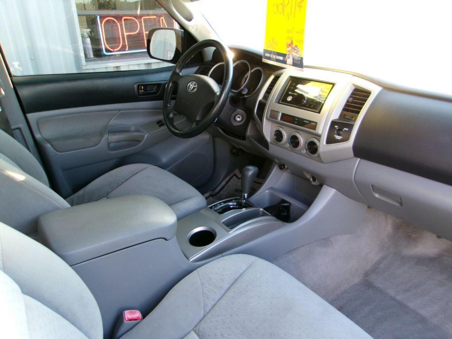 2006 BLACK TOYOTA TACOMA ACCESS CAB (5TETX22N76Z) with an 2.7L engine, Automatic transmission, located at 501 E. Columbia St., Springfield, OH, 45503, (800) 262-7122, 39.925262, -83.801796 - *** New Tires *** New Rack and Pinion *** Serviced and Detailed *** Bedliner *** Clean Frame *** Jay North Auto has offered hand picked vehicles since 1965! Our customer's enjoy a NO pressure buying experience with a small town feel. All of our vehicles get fully inspected and detailed. We are - Photo#12