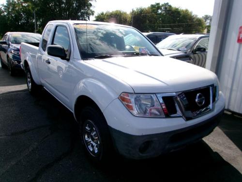 2019 NISSAN FRONTIER S