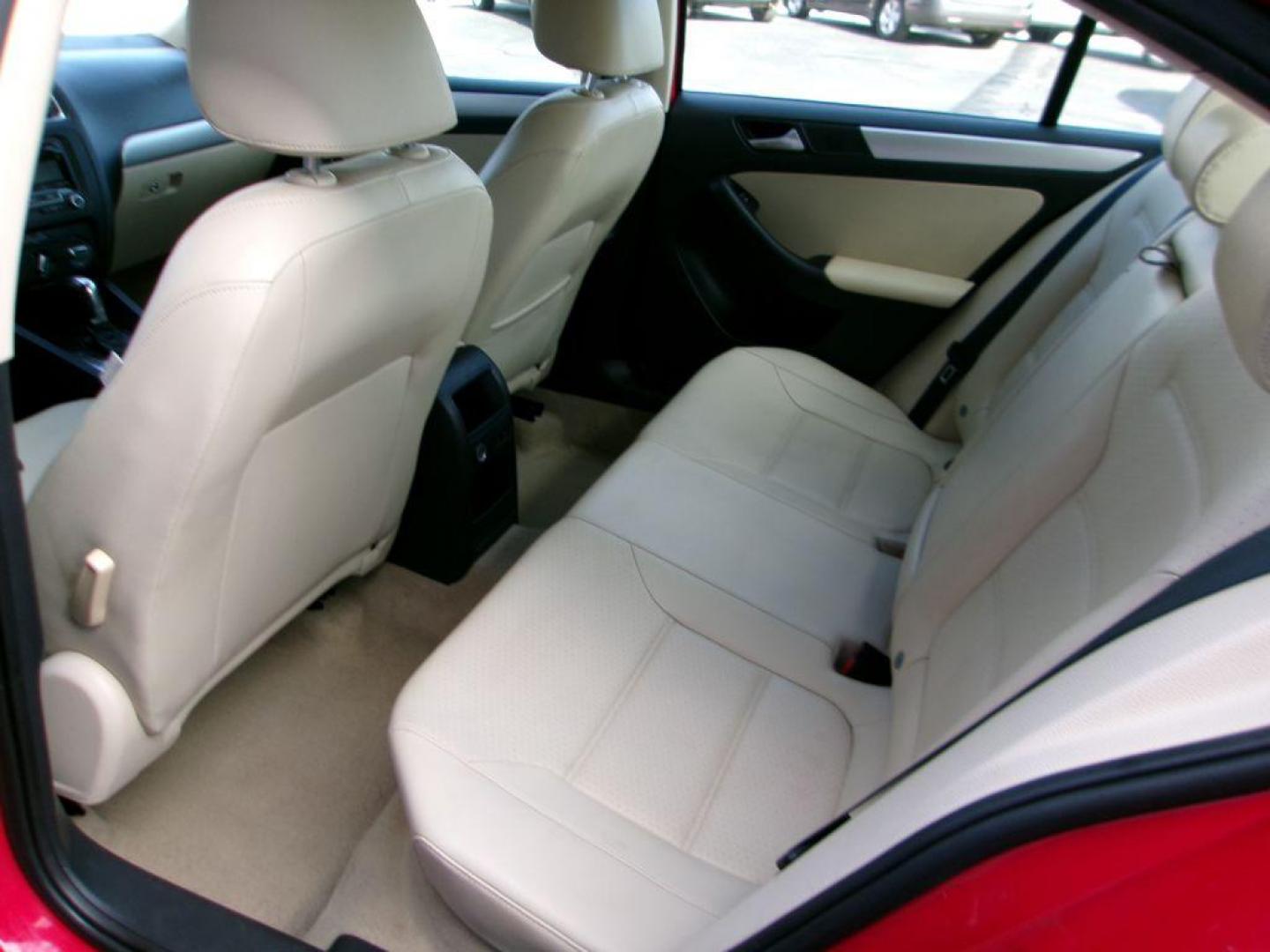 2013 RED VOLKSWAGEN JETTA SE (3VWDP7AJ9DM) with an 2.5L engine, Automatic transmission, located at 501 E. Columbia St., Springfield, OH, 45503, (800) 262-7122, 39.925262, -83.801796 - *** New Tires *** Tune Up *** New Brakes *** SE 2.5L *** Serviced and Detailed *** Leather *** Jay North Auto has offered hand picked vehicles since 1965! Our customer's enjoy a NO pressure buying experience with a small town feel. All of our vehicles get fully inspected and detailed. We are a - Photo#5