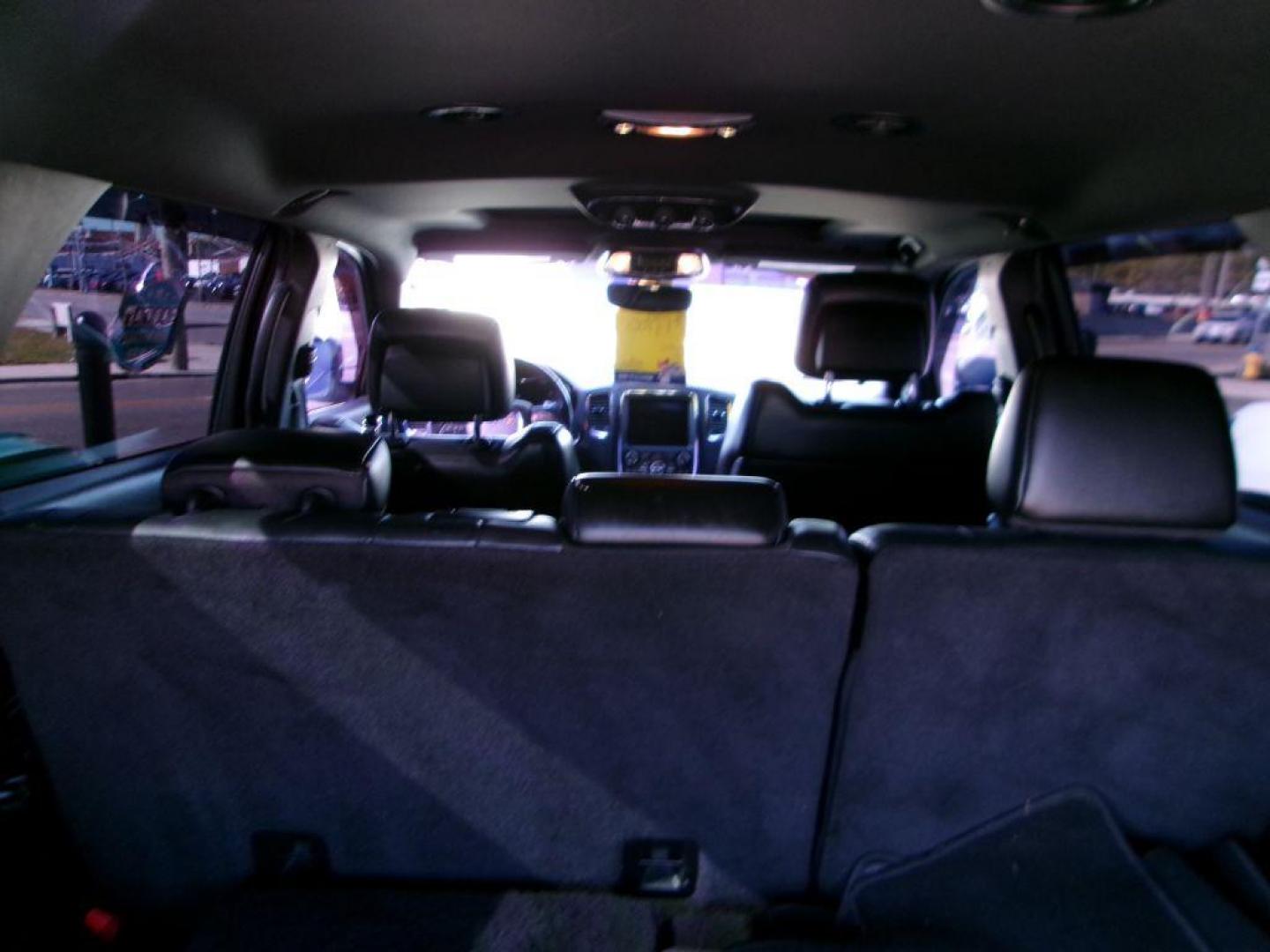 2019 GRAY DODGE DURANGO GT (1C4RDJDG0KC) with an 3.6L engine, Automatic transmission, located at 501 E. Columbia St., Springfield, OH, 45503, (800) 262-7122, 39.925262, -83.801796 - *** New Tires *** Leather *** Moonroof *** LOADED *** GT Plus Package 2BE Leather-Trimmed Bucket Seats with Suede Inserts Heated Steering Wheel Heated Front Seats - Photo#7