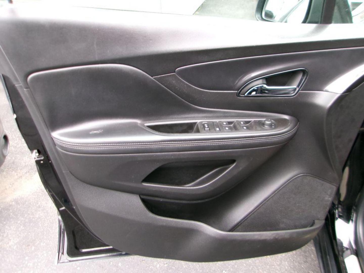 2018 BLACK BUICK ENCORE PREFERRED (KL4CJESB5JB) with an 1.4L engine, Automatic transmission, located at 501 E. Columbia St., Springfield, OH, 45503, (800) 262-7122, 39.925262, -83.801796 - ***New Tires***New Turbo***PREFERRED***AWD***New Spark Plugs***New Air Filter***New Cabin Air Filter***Detailed and Ready To Go!*** Jay North Auto has offered hand picked vehicles since 1965! Our customer's enjoy a NO pressure buying experience with a small town feel. All of our vehicles get f - Photo#7