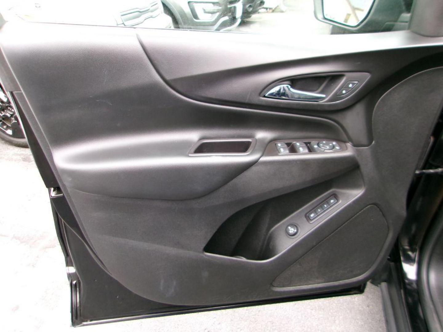 2020 BLACK CHEVROLET EQUINOX LT (2GNAXVEX0L6) with an 2.0L engine, Automatic transmission, located at 501 E. Columbia St., Springfield, OH, 45503, (800) 262-7122, 39.925262, -83.801796 - ***1-Owner***New Front Pads and Rotors***New Air Filter and Cabin Air Filter***LT***AWD***Detailed and Ready To Go!*** Jay North Auto has offered hand picked vehicles since 1965! Our customer's enjoy a NO pressure buying experience with a small town feel. All of our vehicles get fully inspecte - Photo#7
