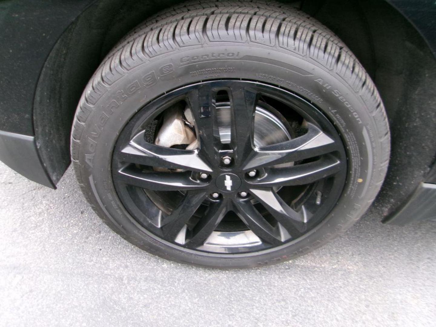 2020 BLACK CHEVROLET EQUINOX LT (2GNAXVEX0L6) with an 2.0L engine, Automatic transmission, located at 501 E. Columbia St., Springfield, OH, 45503, (800) 262-7122, 39.925262, -83.801796 - ***1-Owner***New Front Pads and Rotors***New Air Filter and Cabin Air Filter***LT***AWD***Detailed and Ready To Go!*** Jay North Auto has offered hand picked vehicles since 1965! Our customer's enjoy a NO pressure buying experience with a small town feel. All of our vehicles get fully inspecte - Photo#20